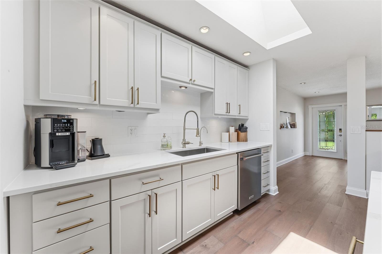 BROADWATER - Residential