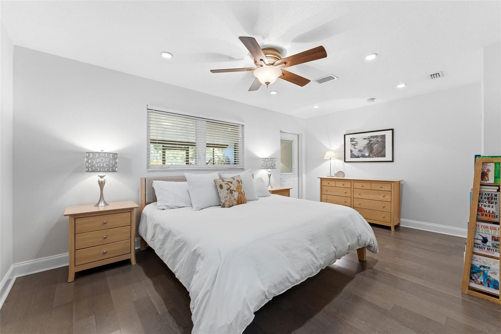 BROADWATER - Residential