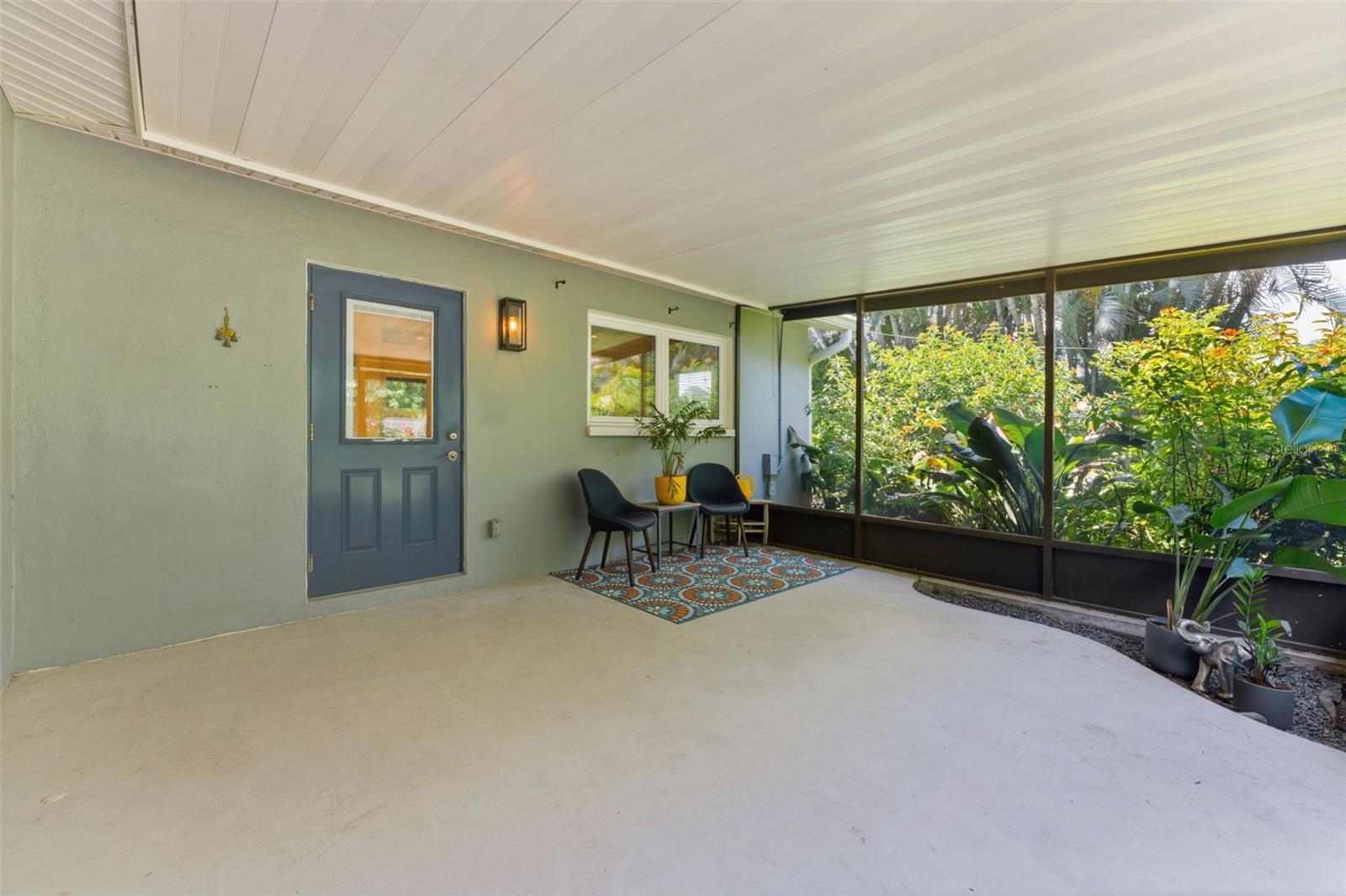 BROADWATER - Residential
