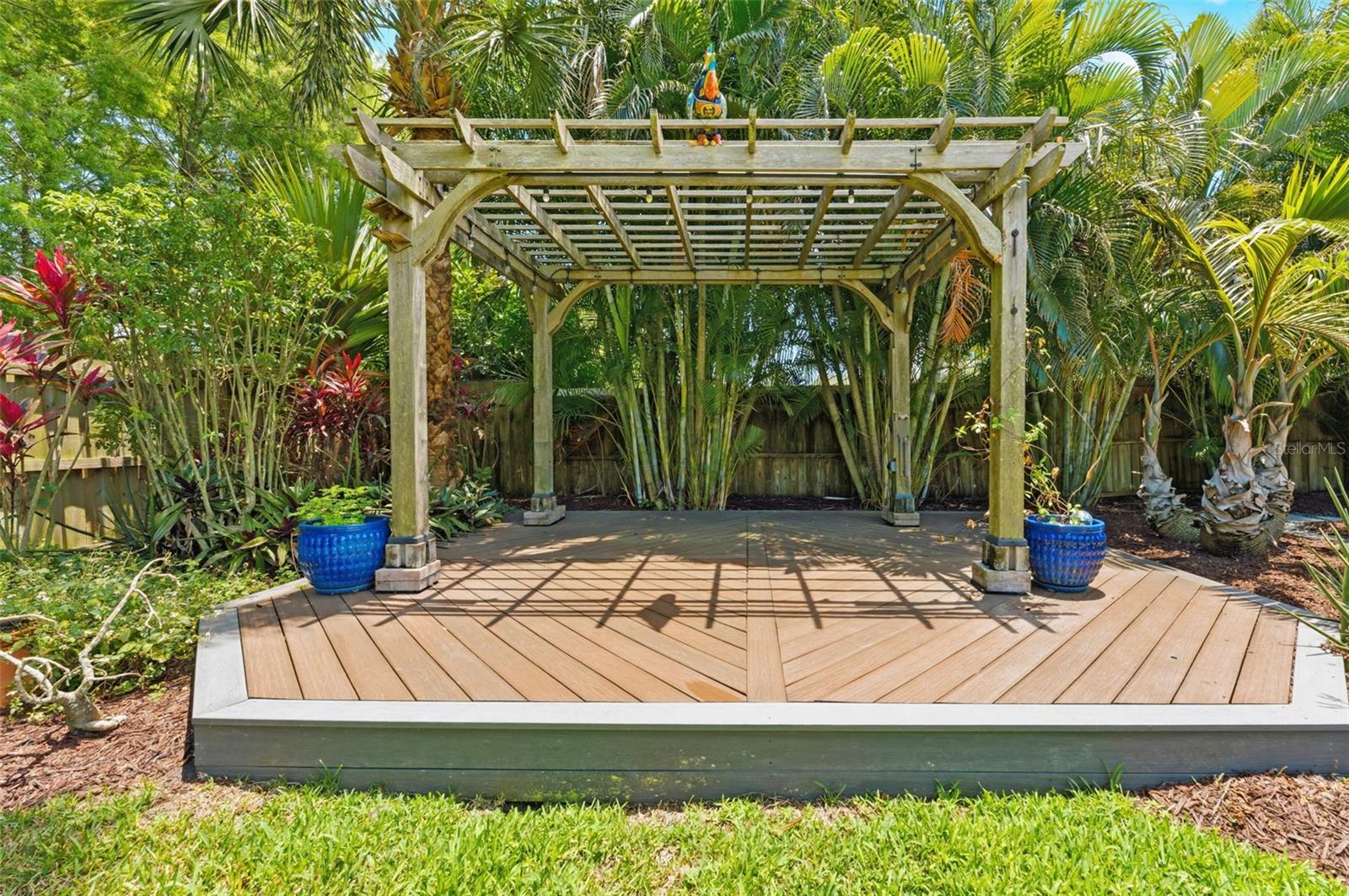 BROADWATER - Residential