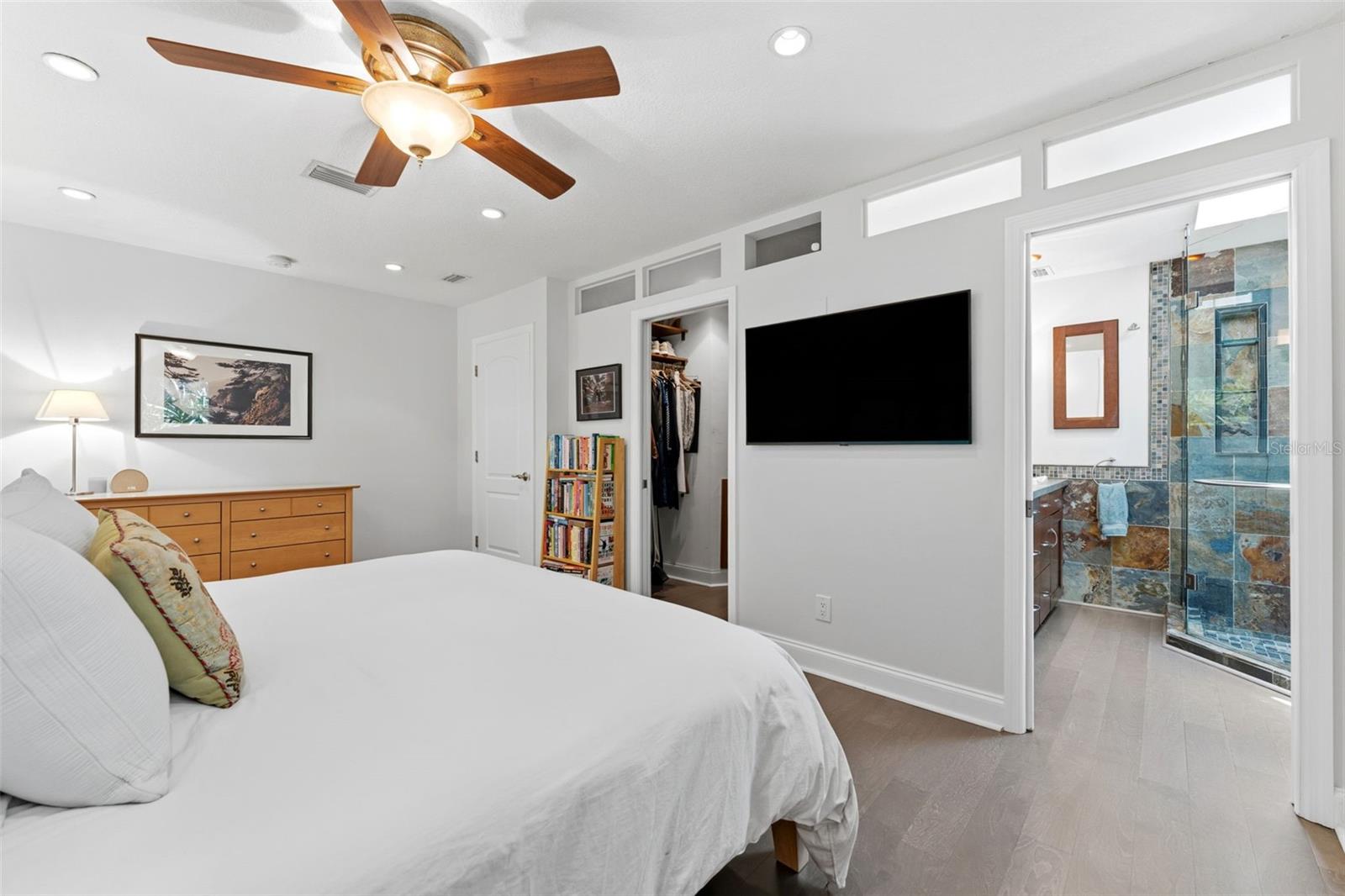 BROADWATER - Residential