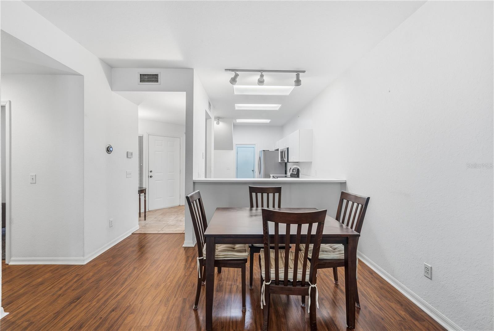 HERON COVE CONDOMINIUM PHASE II - Residential