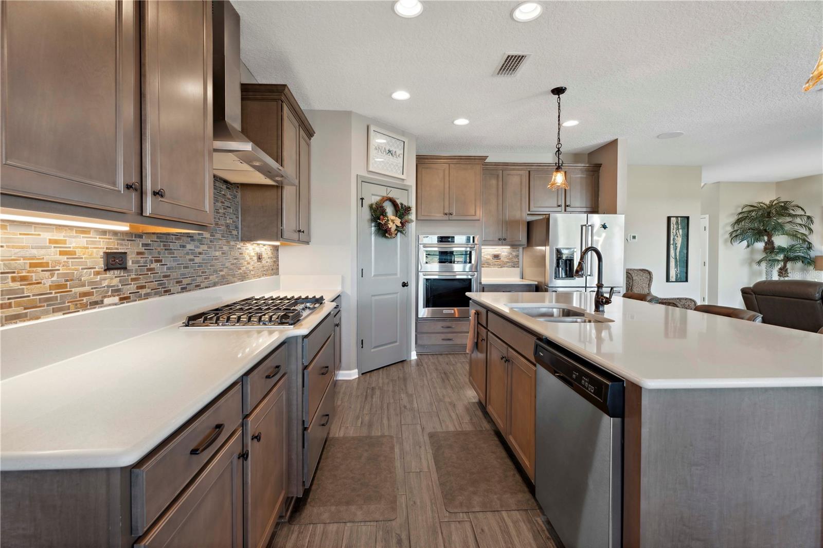 ANTIGUA PH TWO - Residential