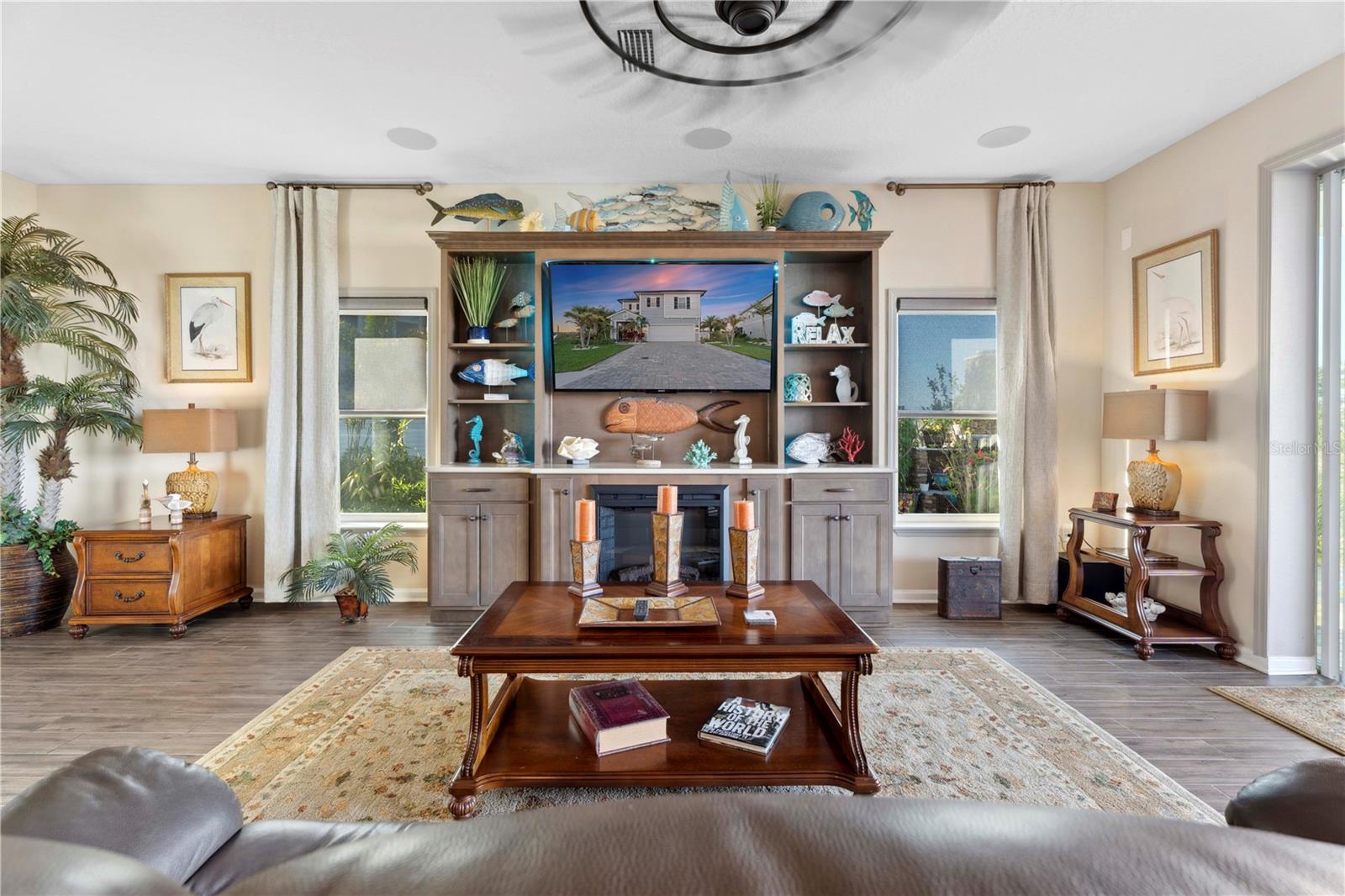 ANTIGUA PH TWO - Residential