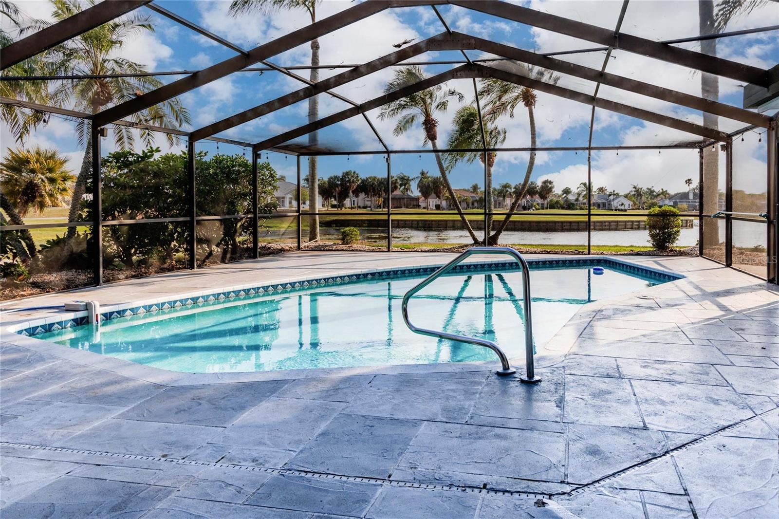 SUN CITY CENTER - Residential