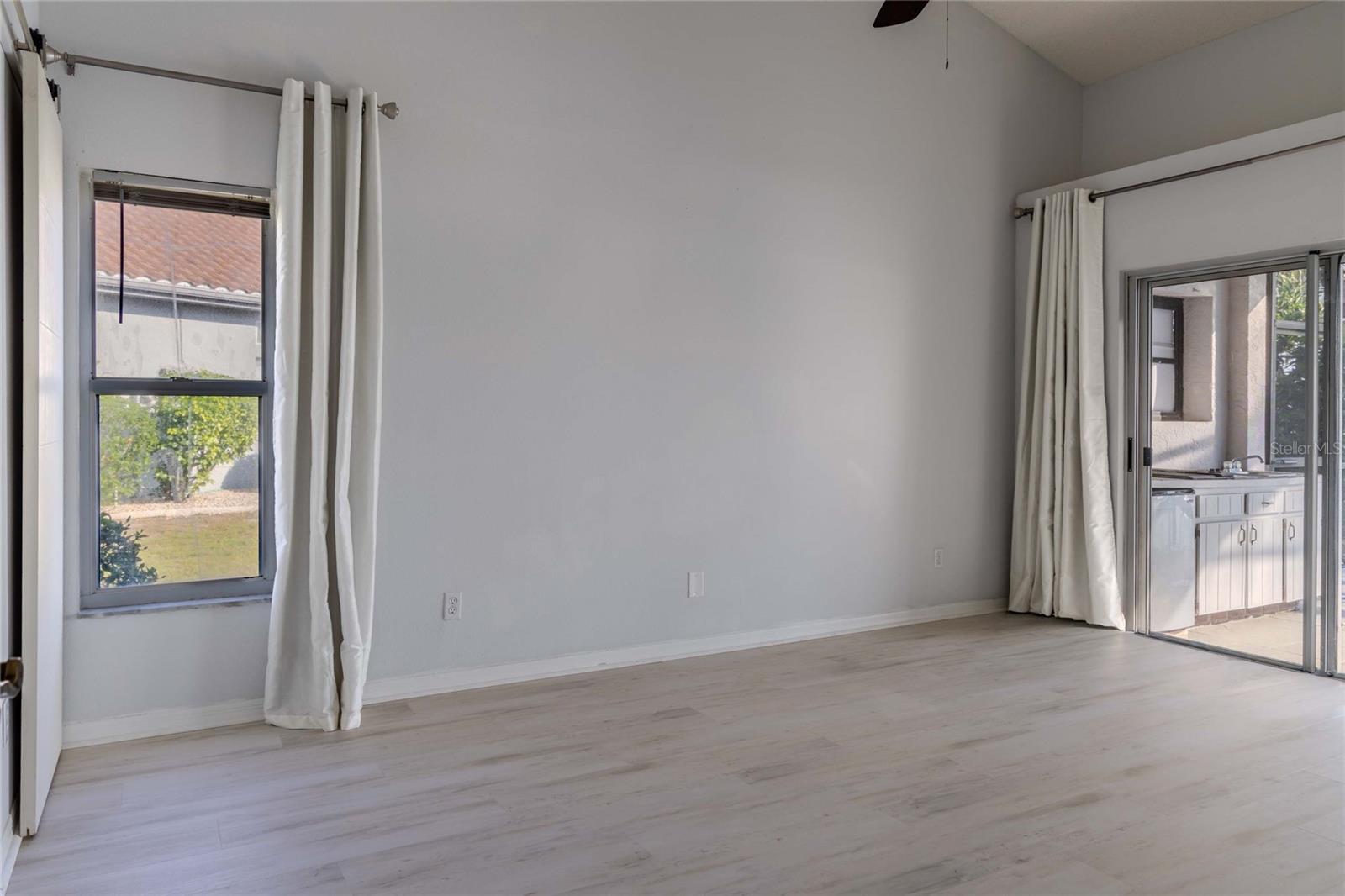 SUN CITY CENTER - Residential