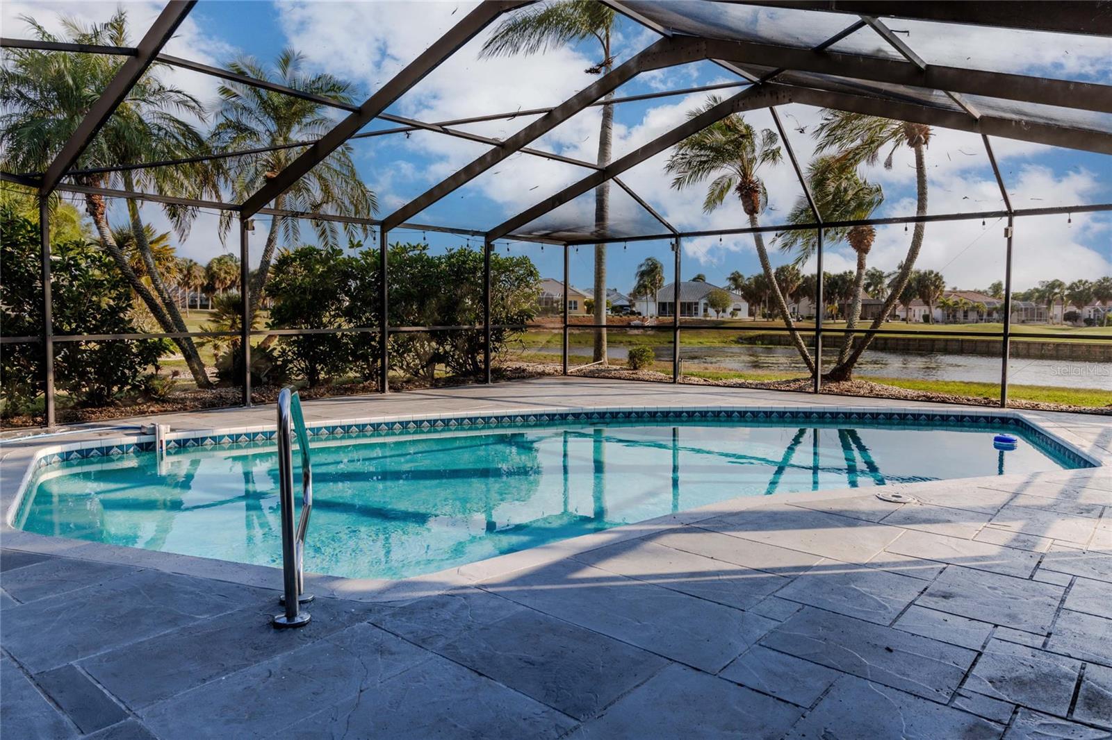 SUN CITY CENTER - Residential