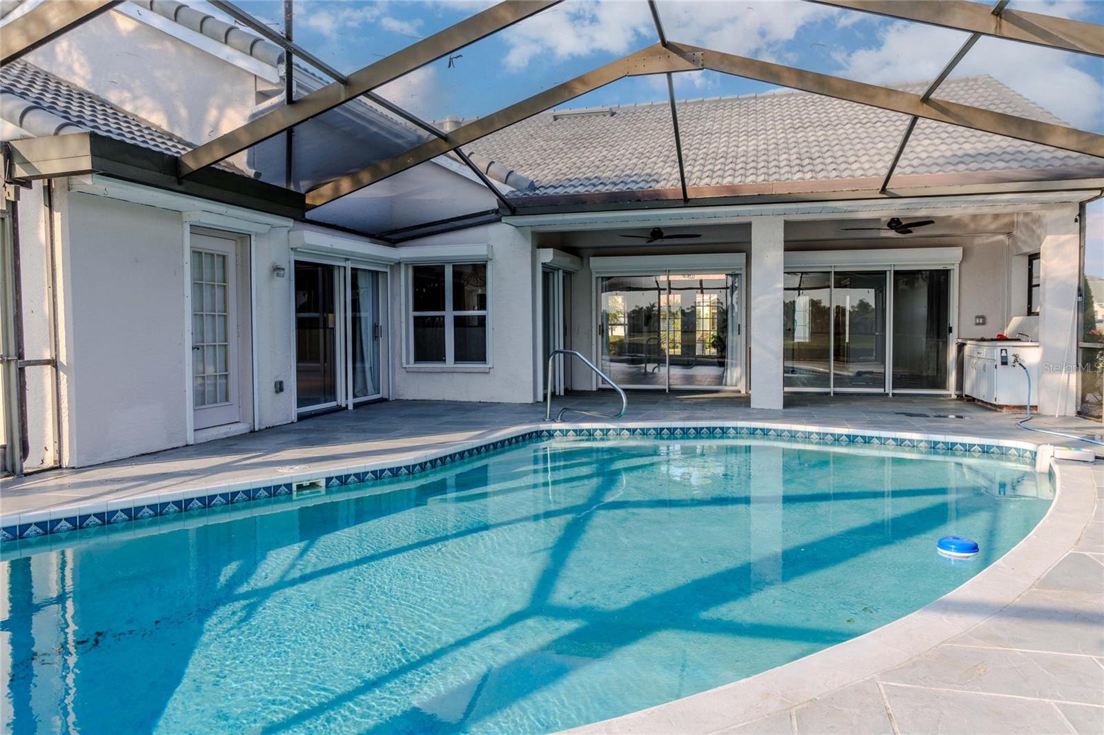 SUN CITY CENTER - Residential