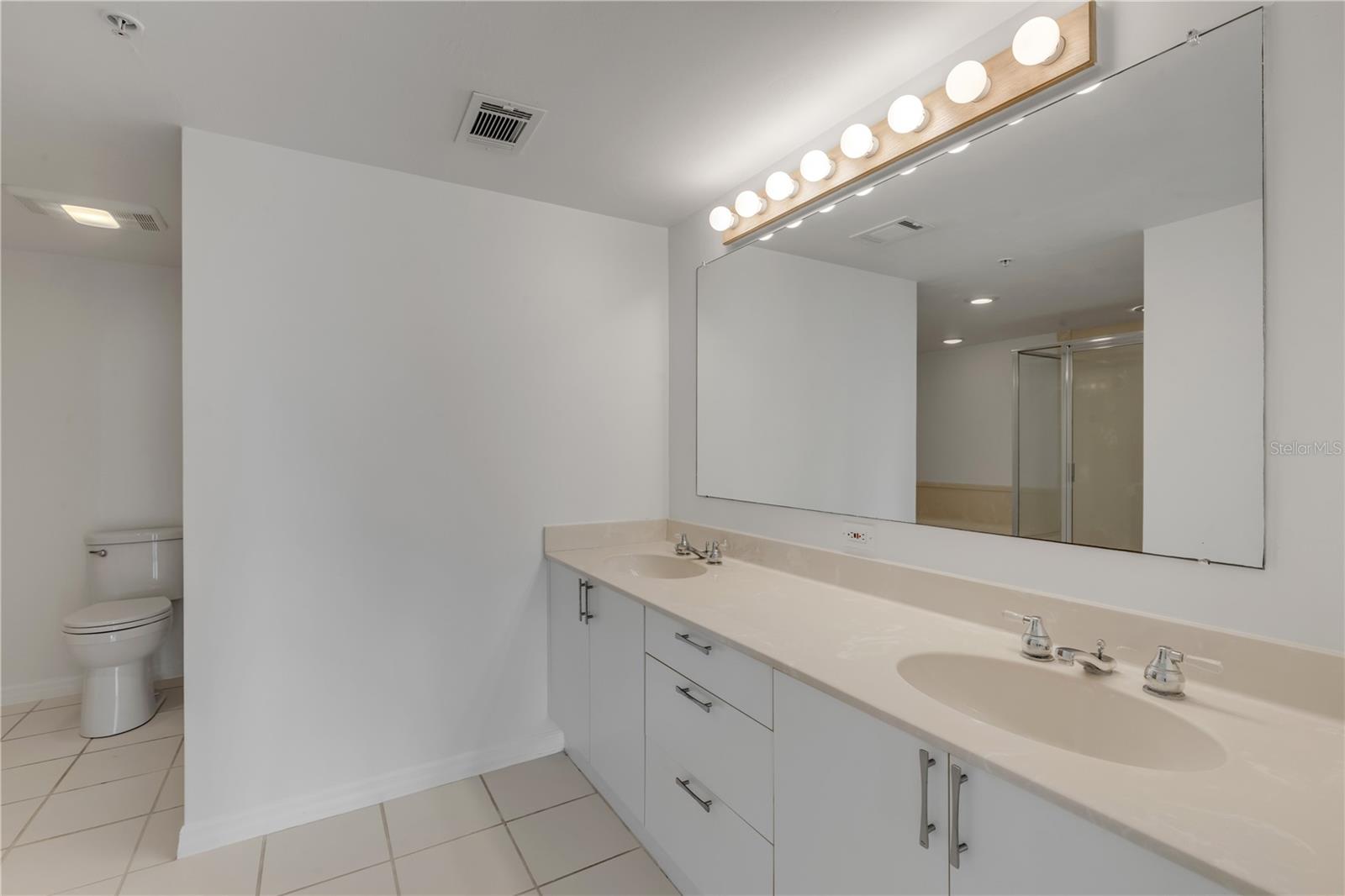 OCEANS CLOVERLEAF NORTH - Residential