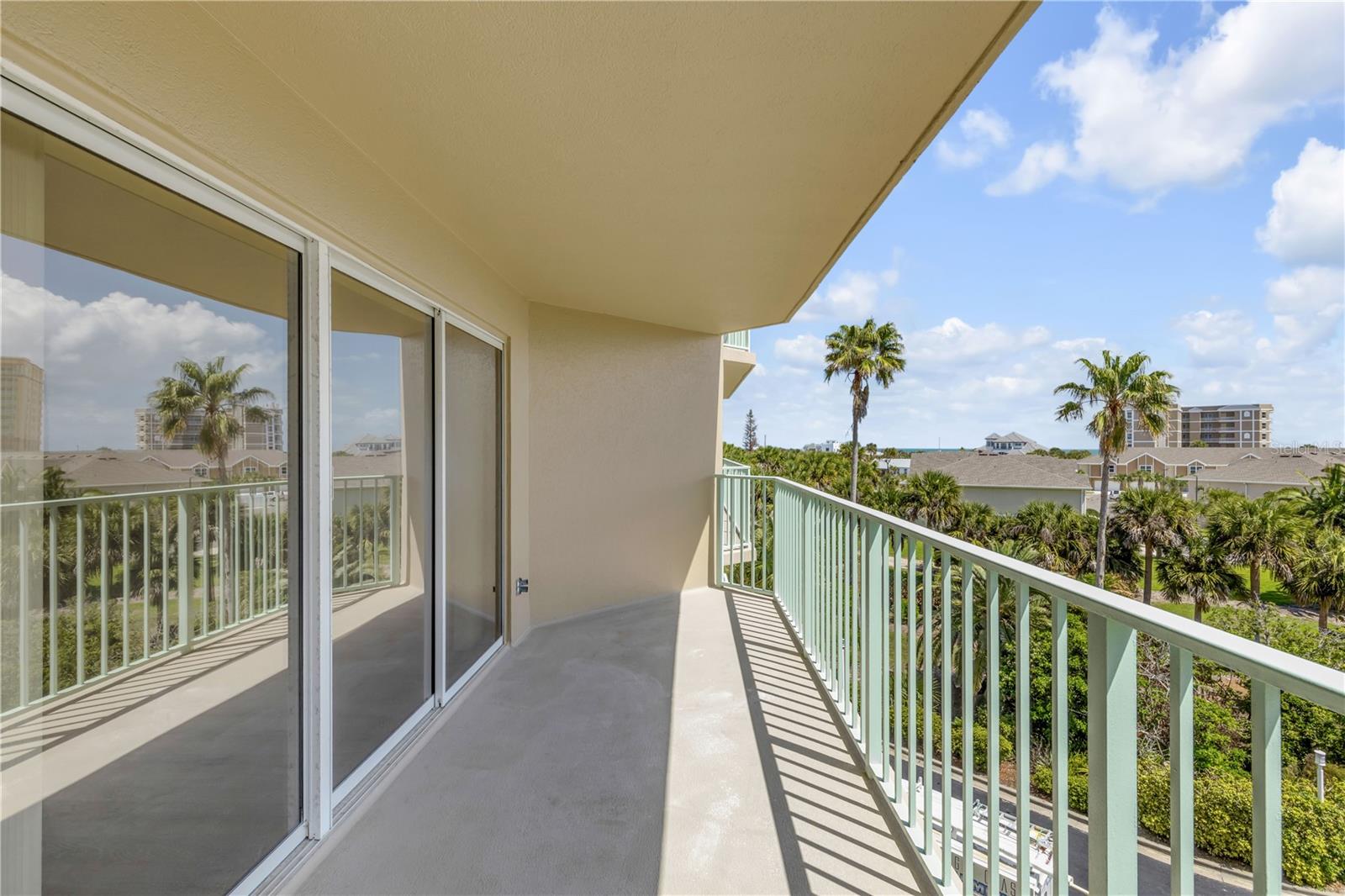 OCEANS CLOVERLEAF NORTH - Residential