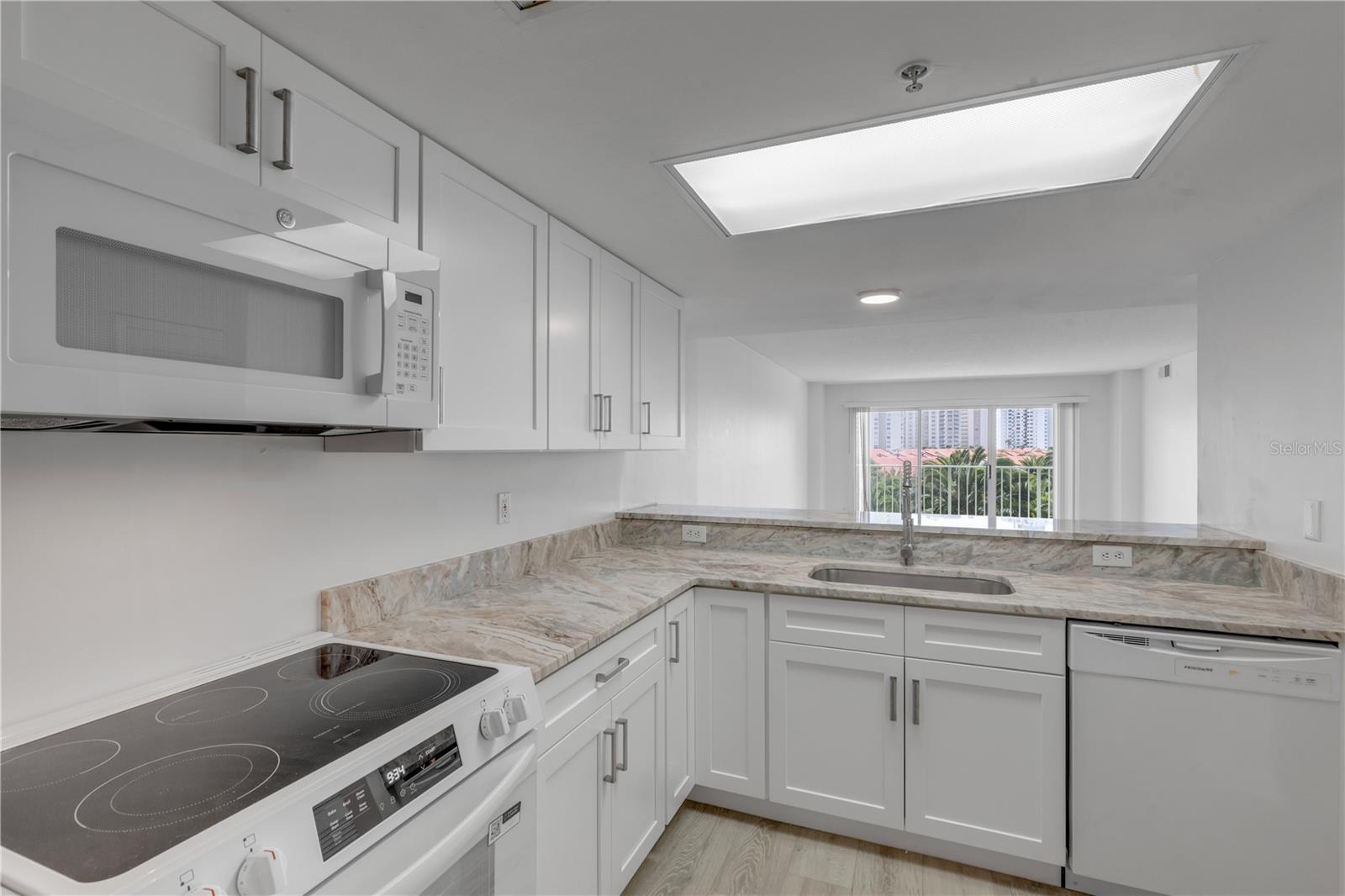 OCEANS CLOVERLEAF NORTH - Residential