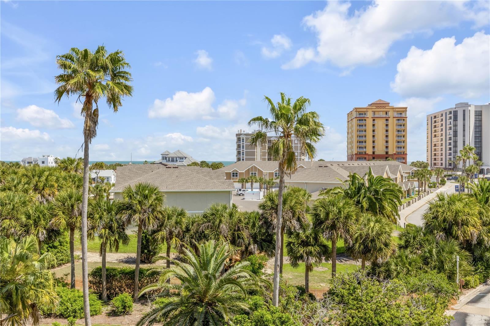 OCEANS CLOVERLEAF NORTH - Residential