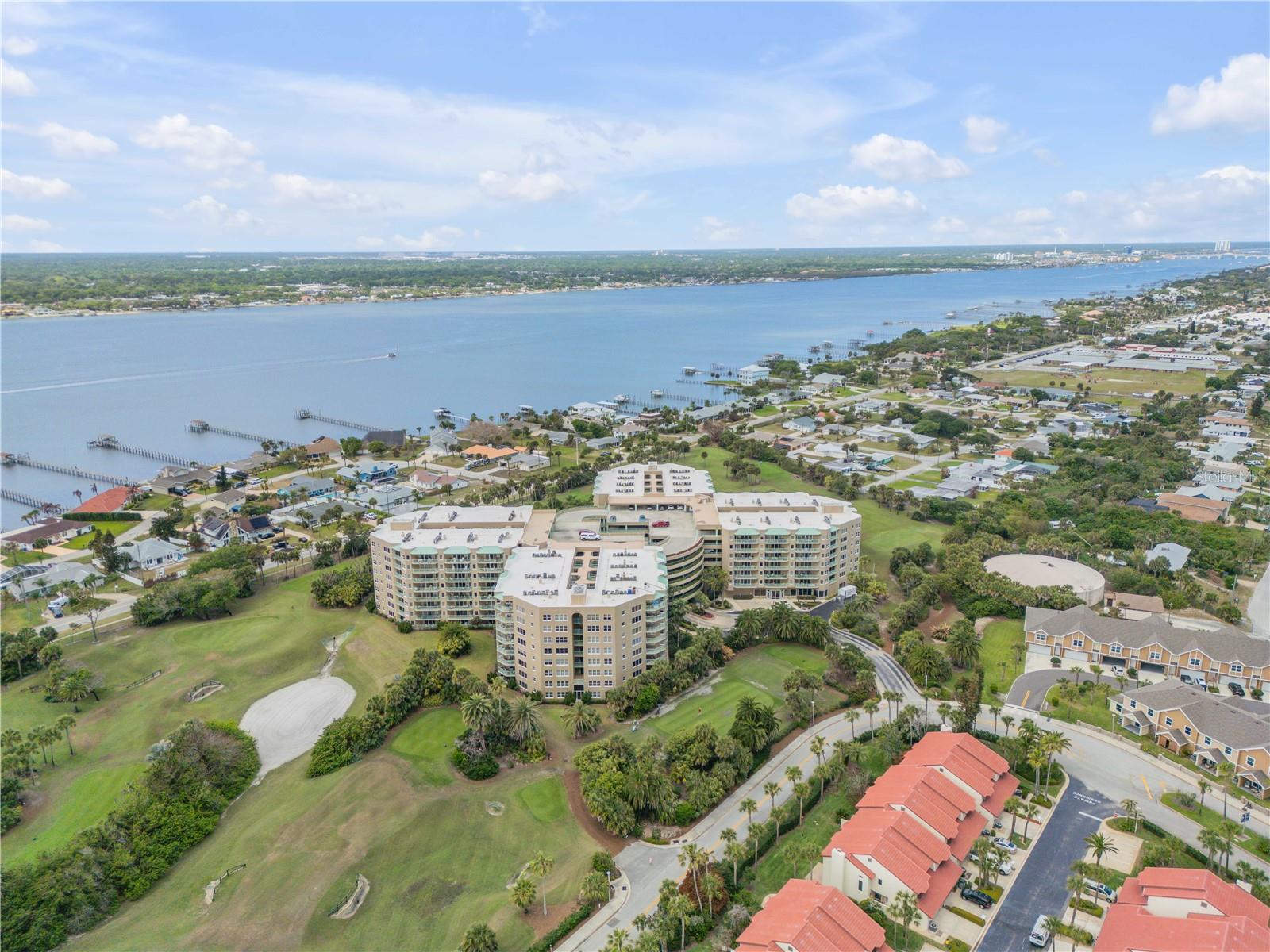 OCEANS CLOVERLEAF NORTH - Residential