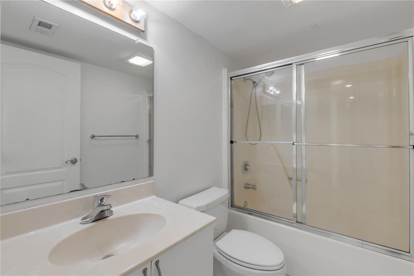 OCEANS CLOVERLEAF NORTH - Residential