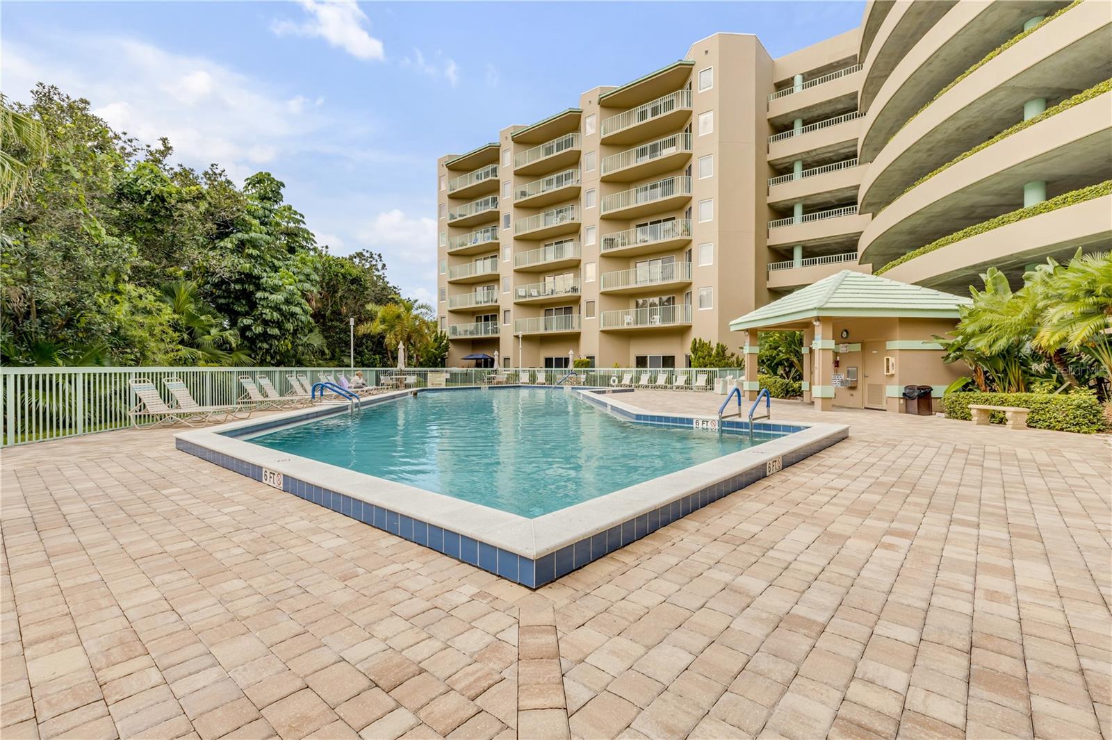 OCEANS CLOVERLEAF NORTH - Residential