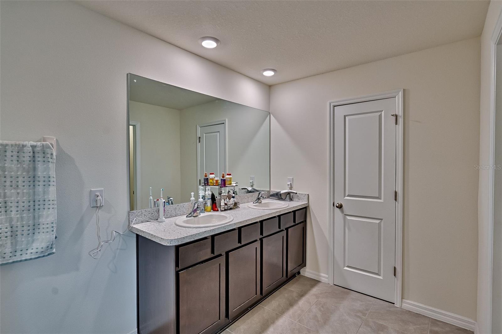 AVALON WOODS PH 3 PB 39 PG 14 - Residential
