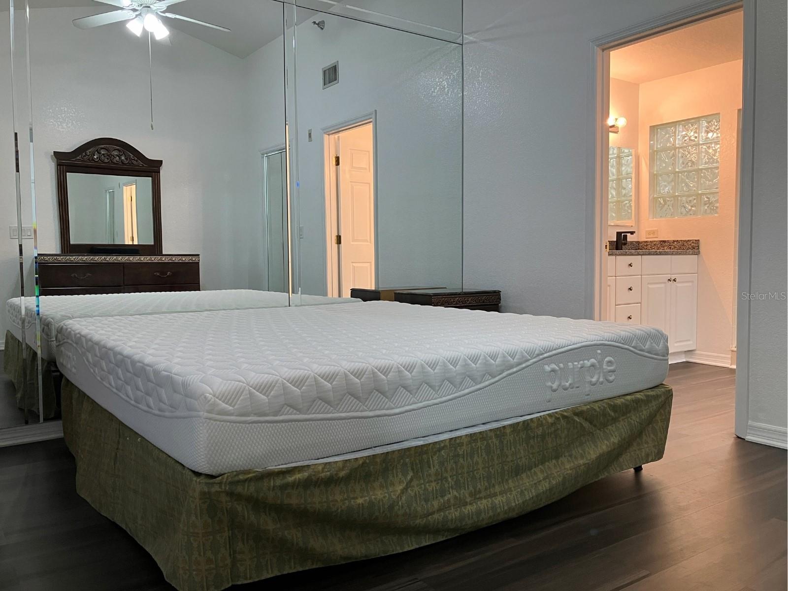 PARADISE LAKES - Residential