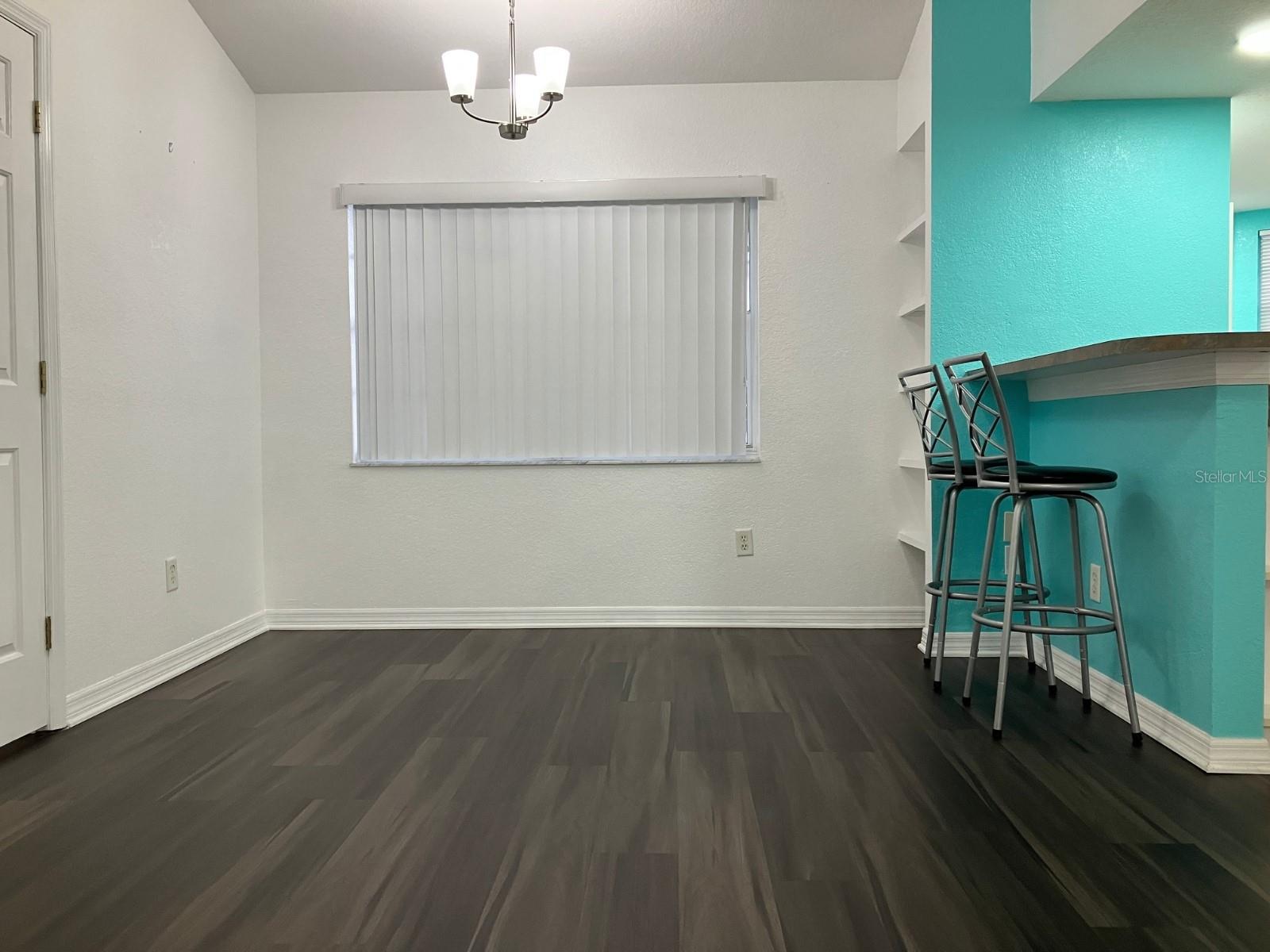 PARADISE LAKES - Residential