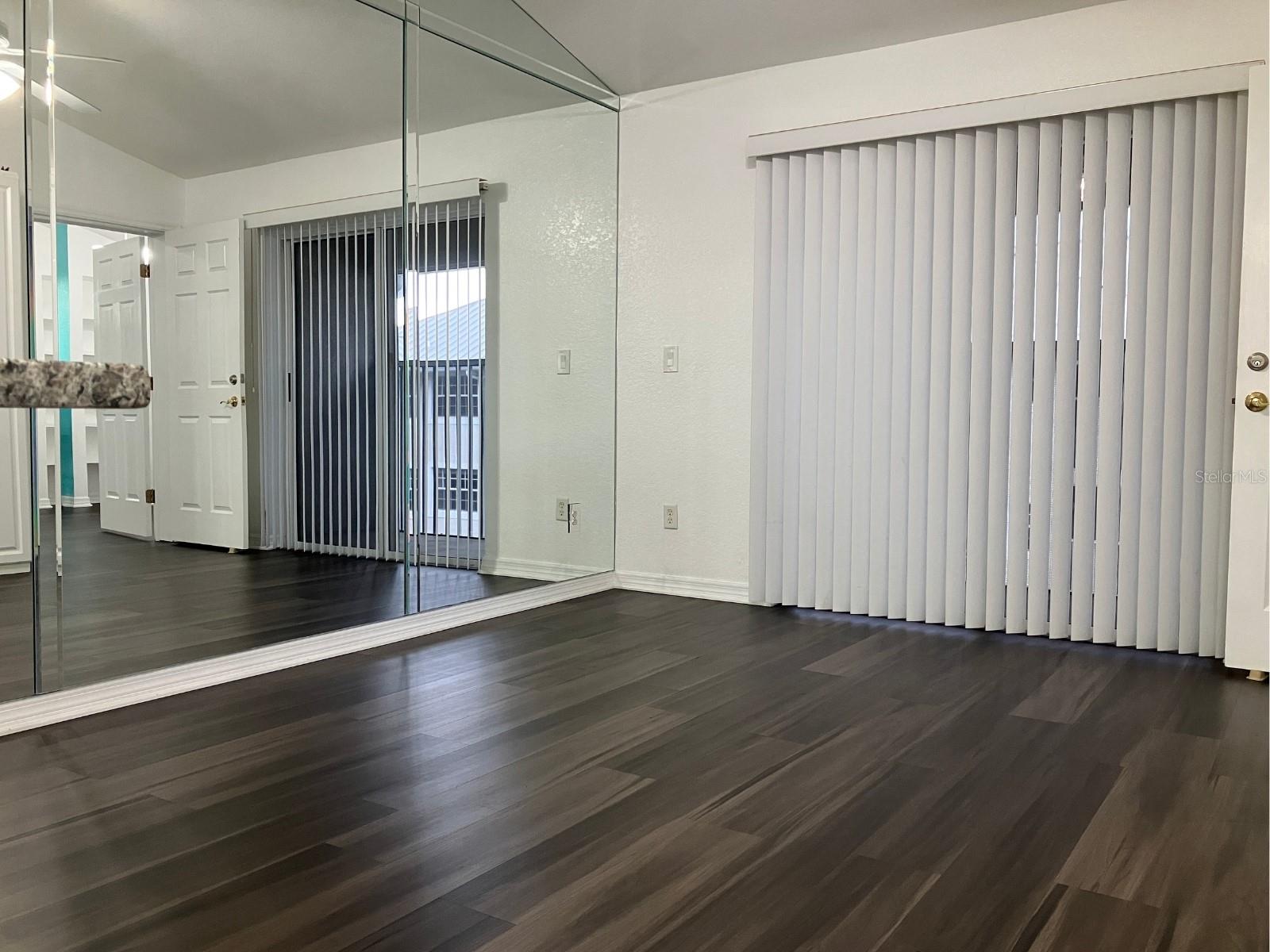 PARADISE LAKES - Residential