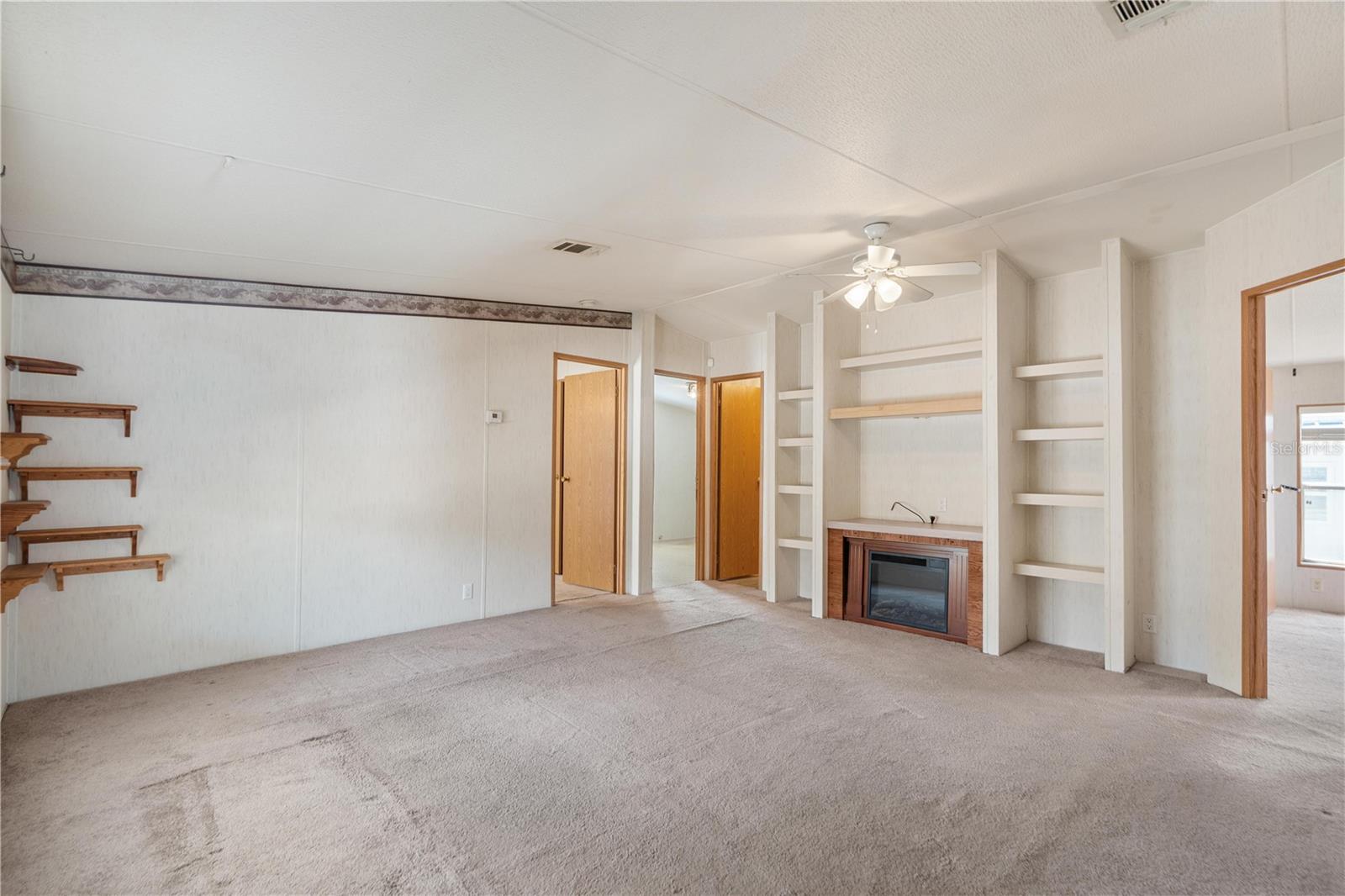 BUENA VISTA MANOR - Residential