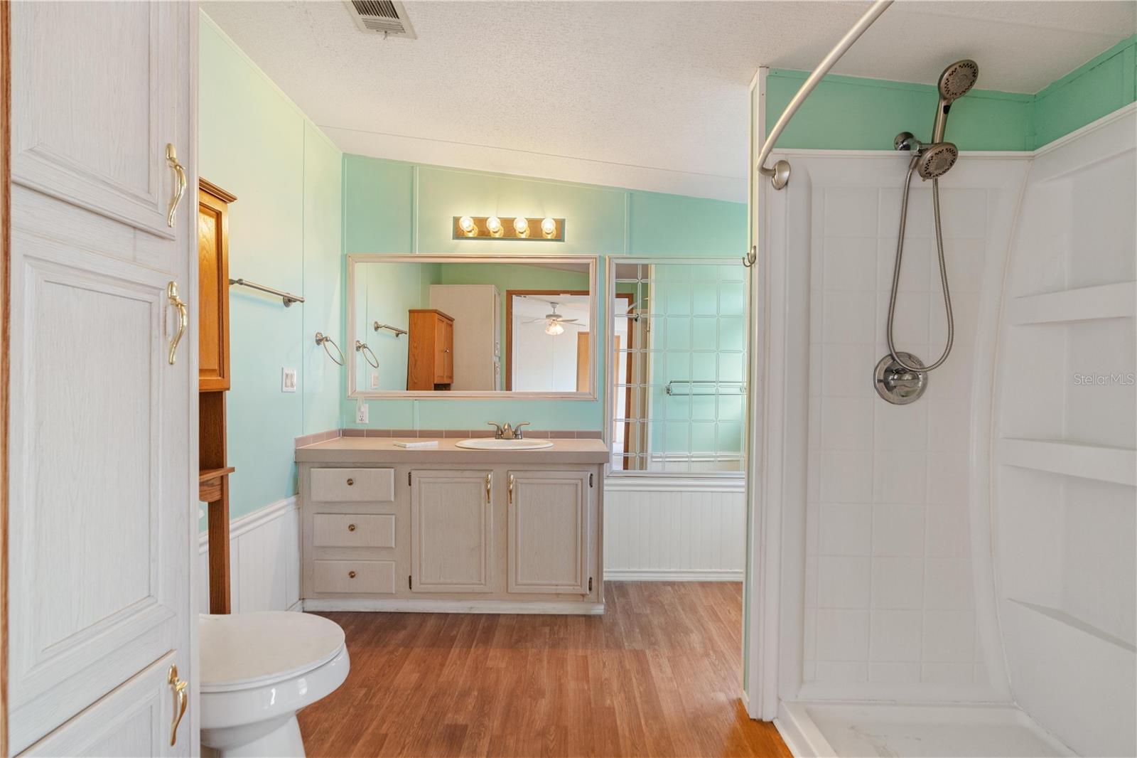 BUENA VISTA MANOR - Residential