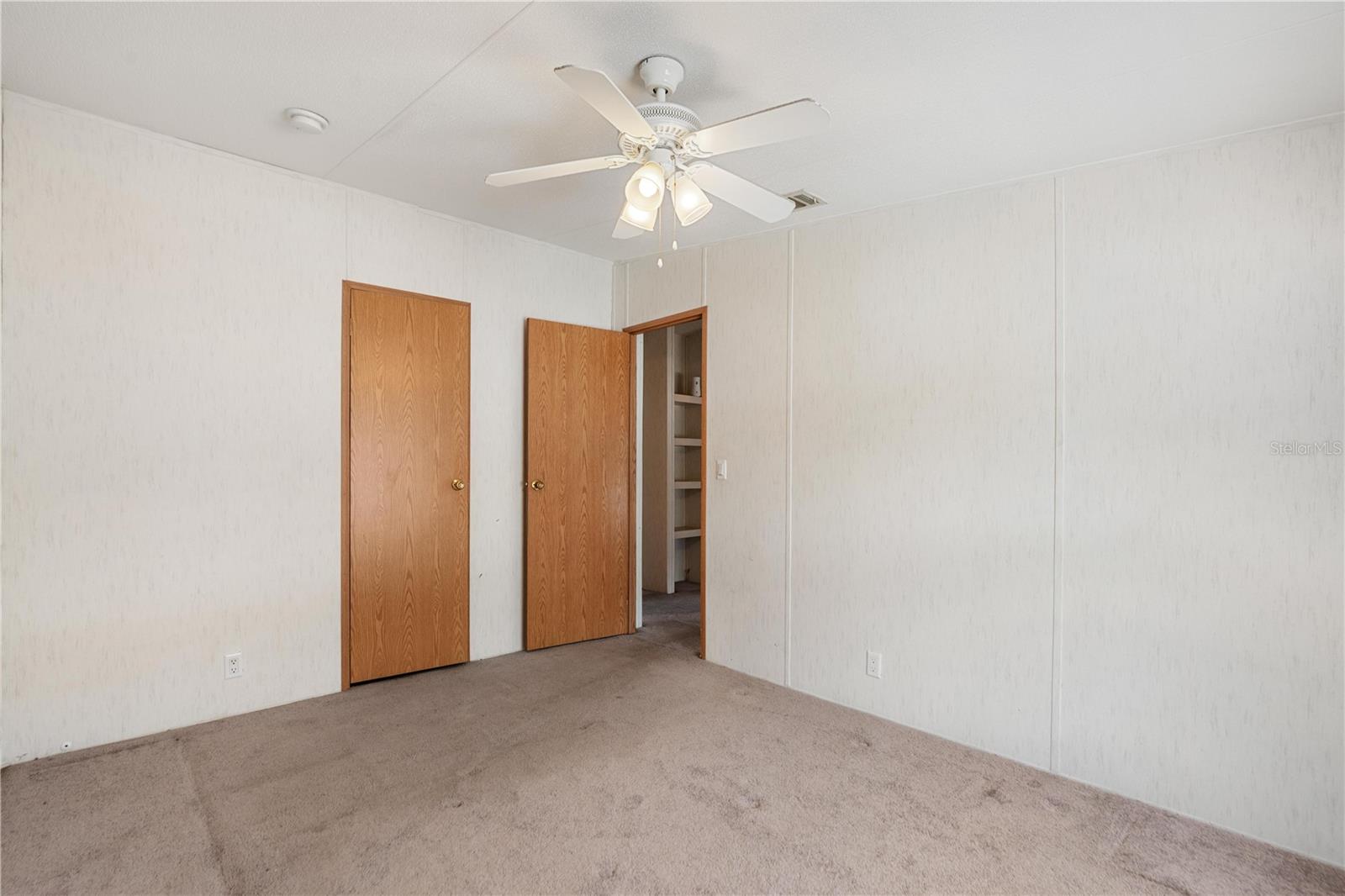 BUENA VISTA MANOR - Residential