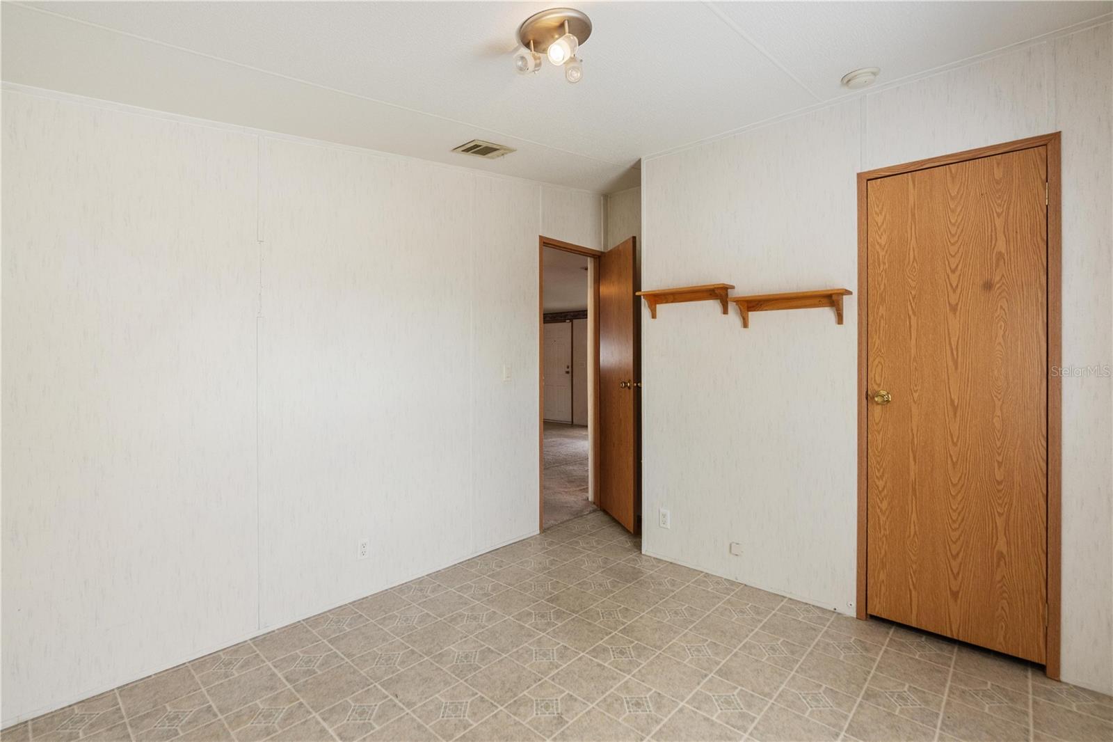 BUENA VISTA MANOR - Residential