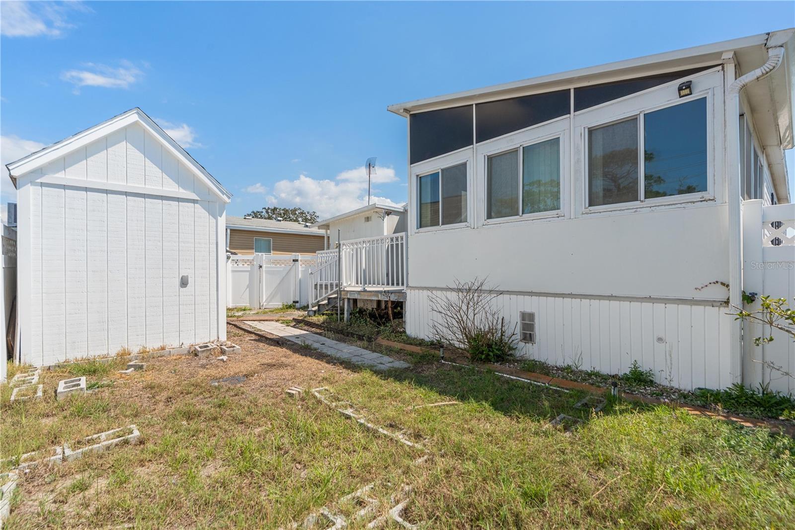 BUENA VISTA MANOR - Residential