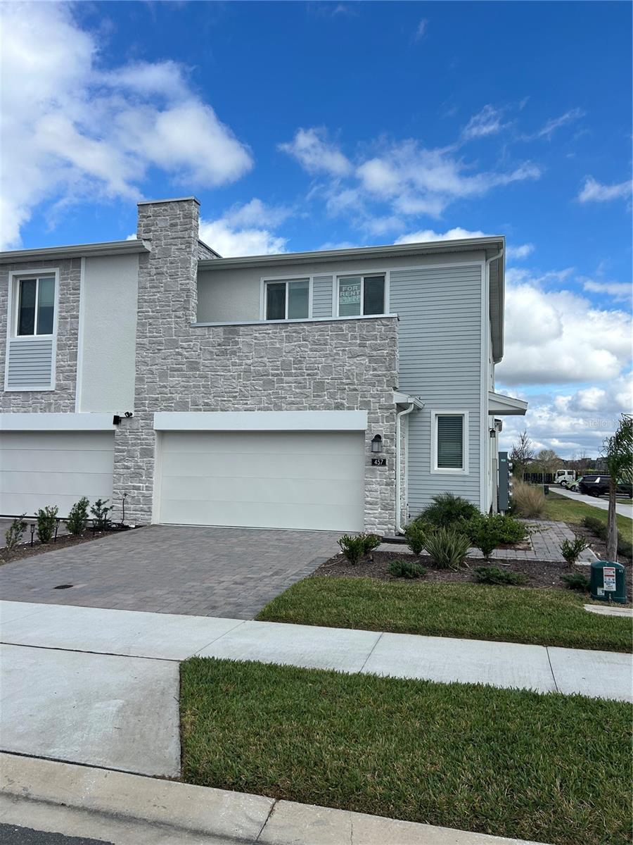 FOX NORTH - Residential Lease