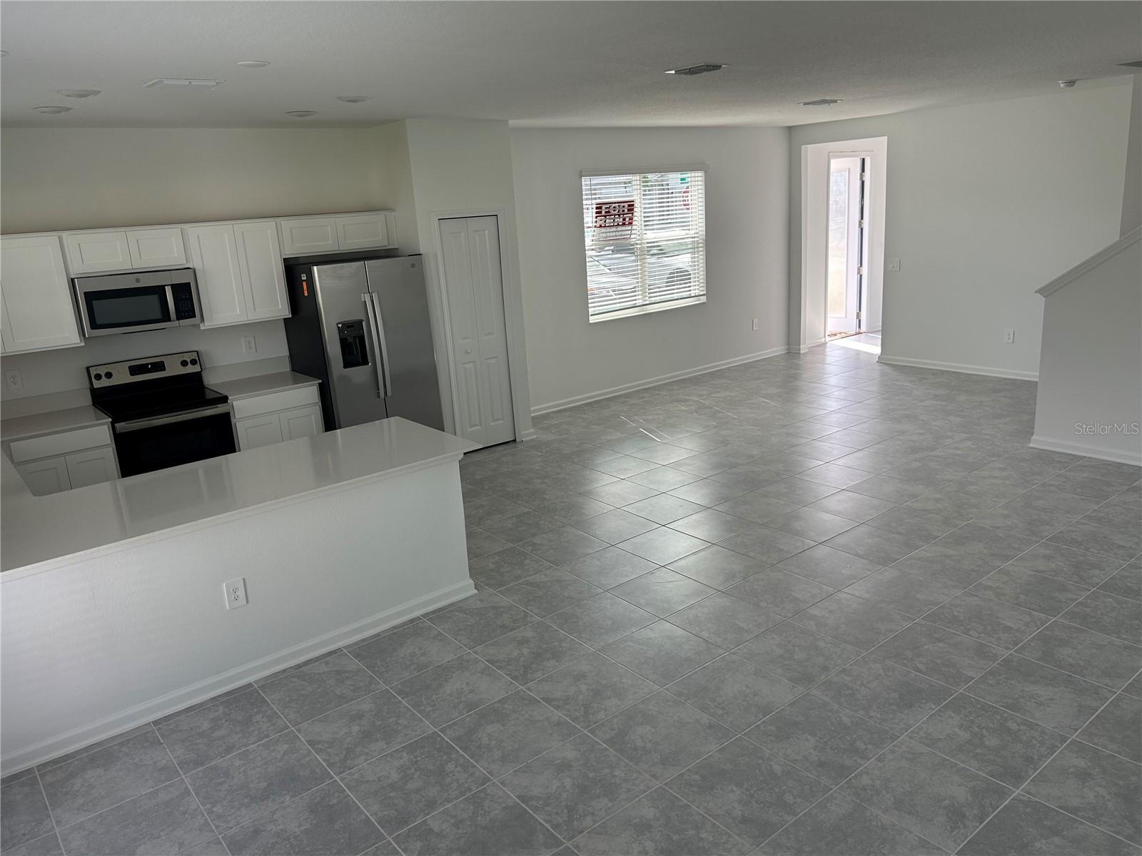 FOX NORTH - Residential Lease