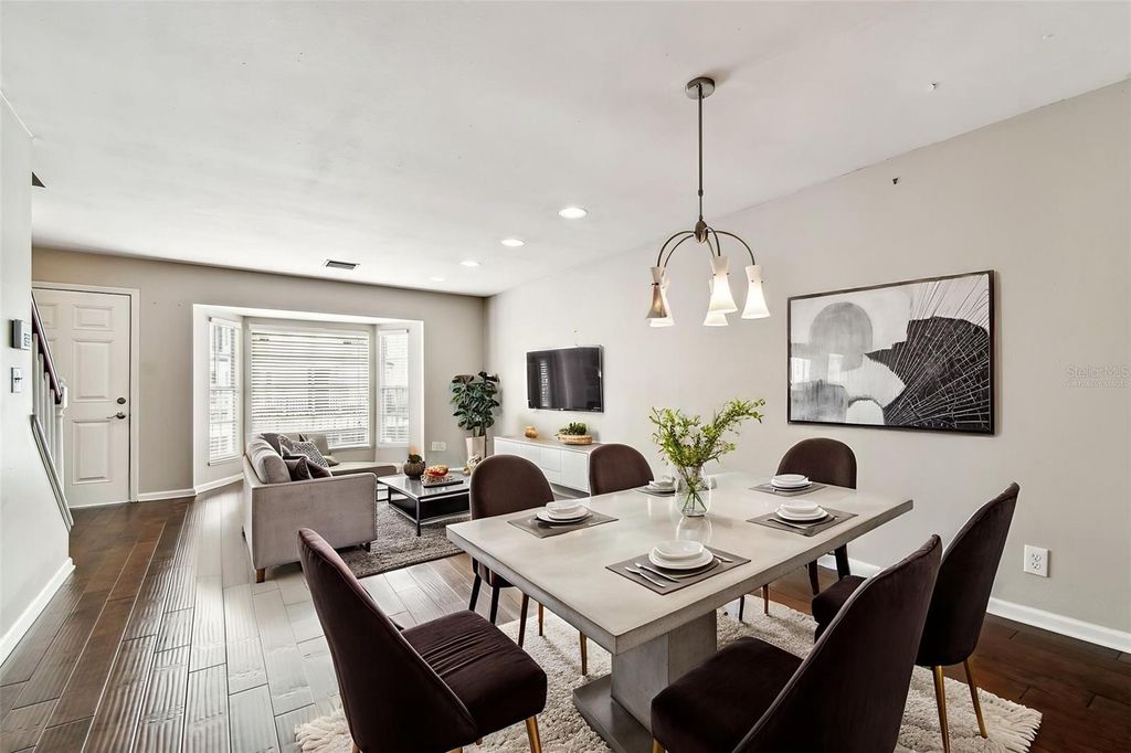 Photo of 609 S Glen Avenue #E, Tampa, FL 33609 (MLS # O6317565)