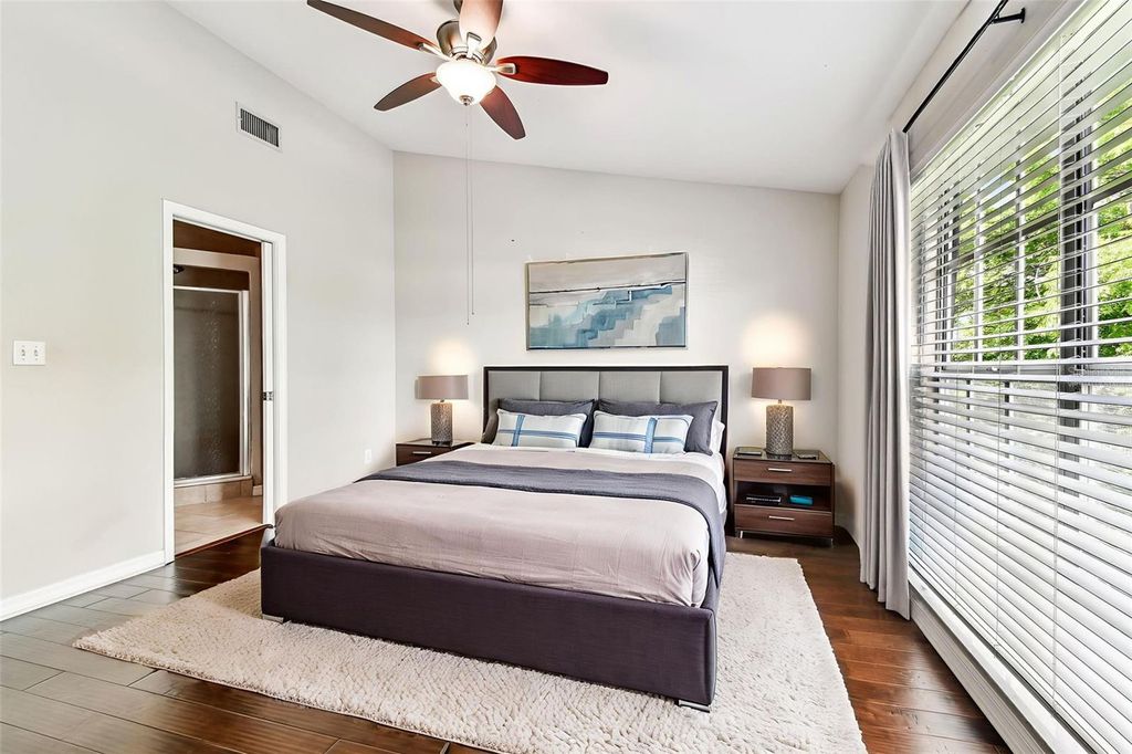 Photo of 609 S Glen Avenue #E, Tampa, FL 33609 (MLS # O6317565)