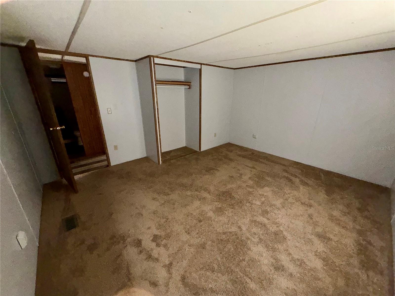 TIMBER LAKE ESTATES - Residential