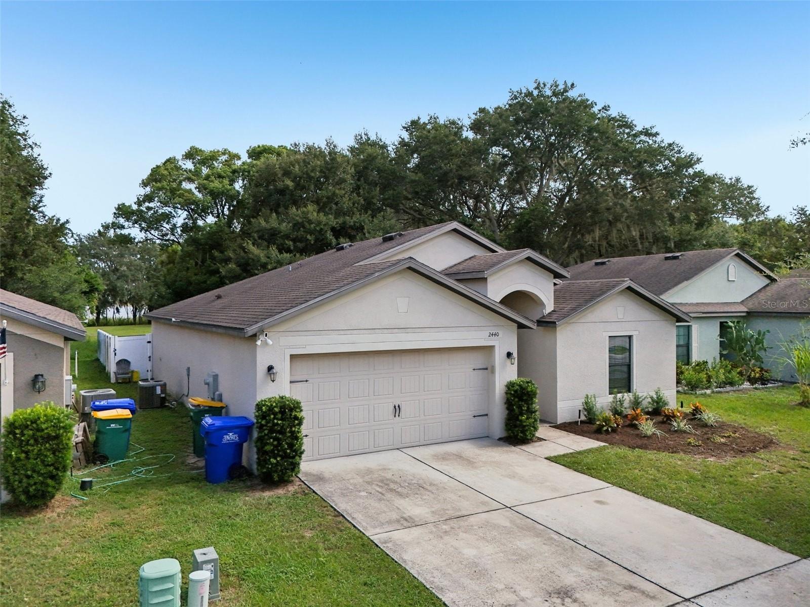 TAVARES CHELSEA OAKS SOUTH - Residential
