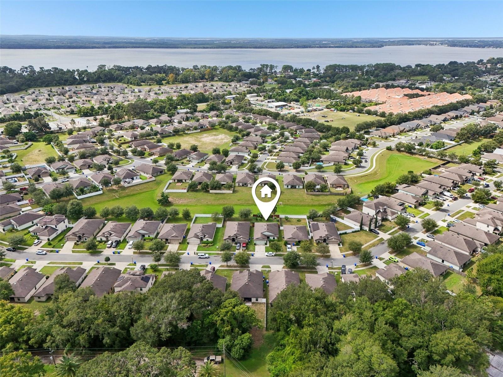 TAVARES CHELSEA OAKS SOUTH - Residential