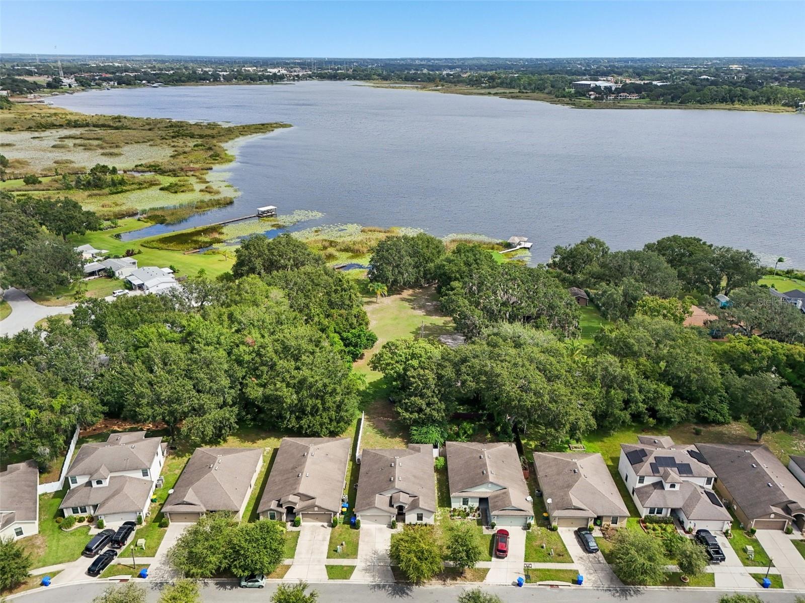 TAVARES CHELSEA OAKS SOUTH - Residential