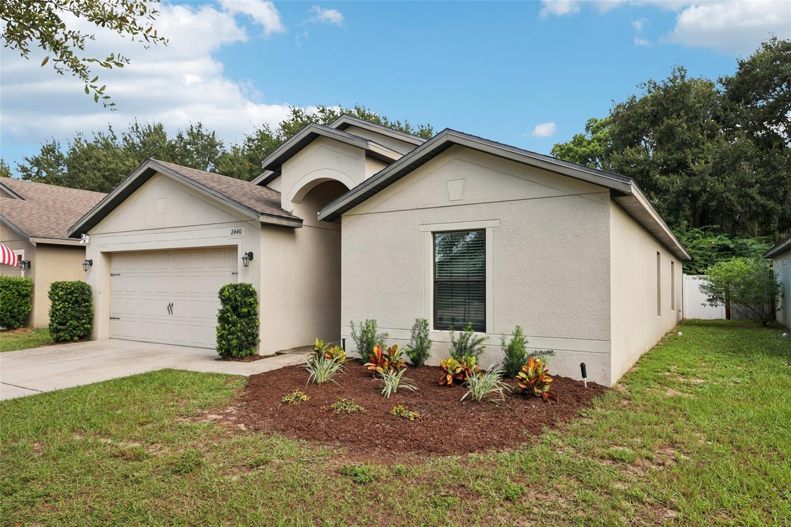 TAVARES CHELSEA OAKS SOUTH - Residential