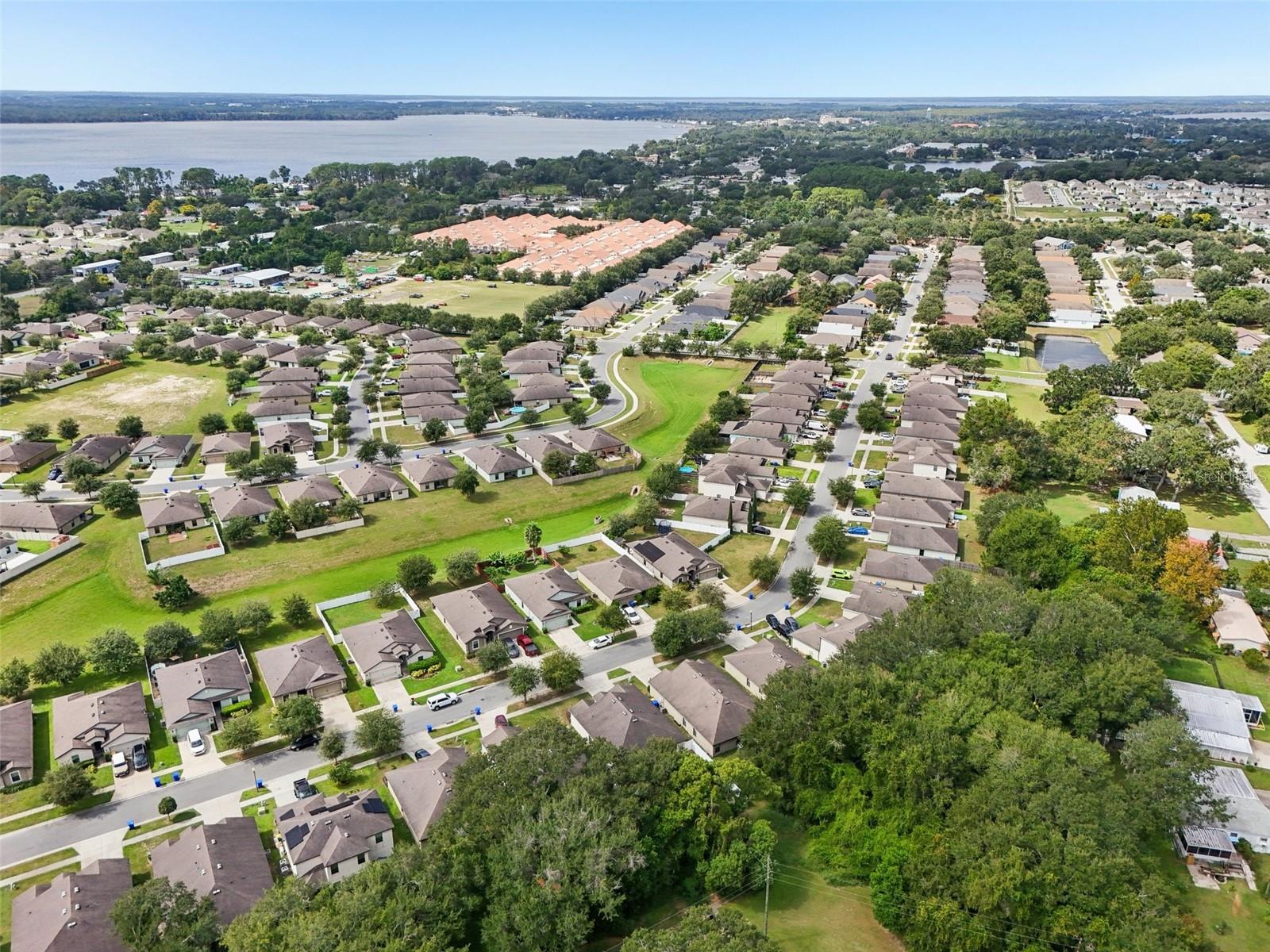 TAVARES CHELSEA OAKS SOUTH - Residential