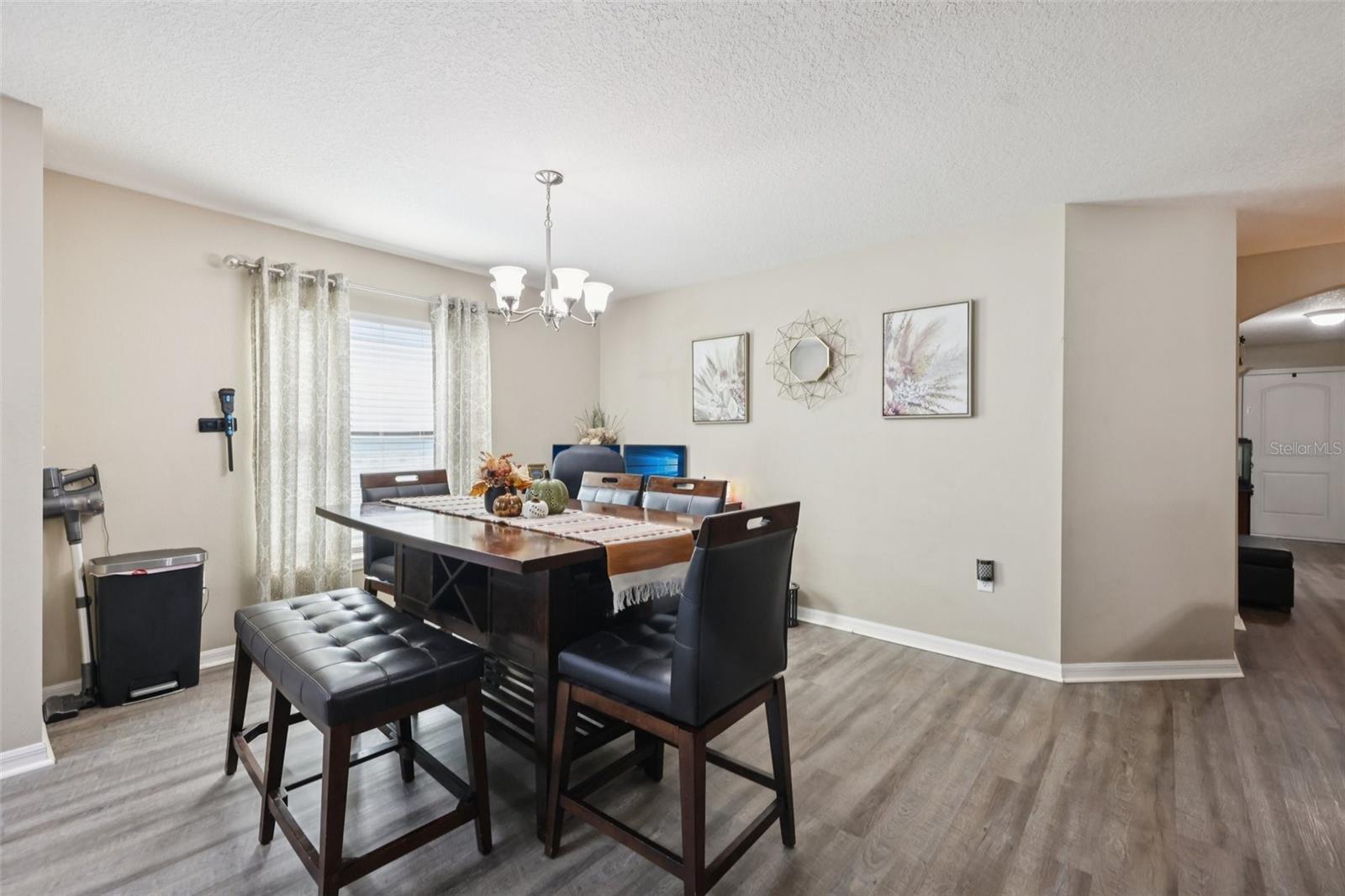 TAVARES CHELSEA OAKS SOUTH - Residential
