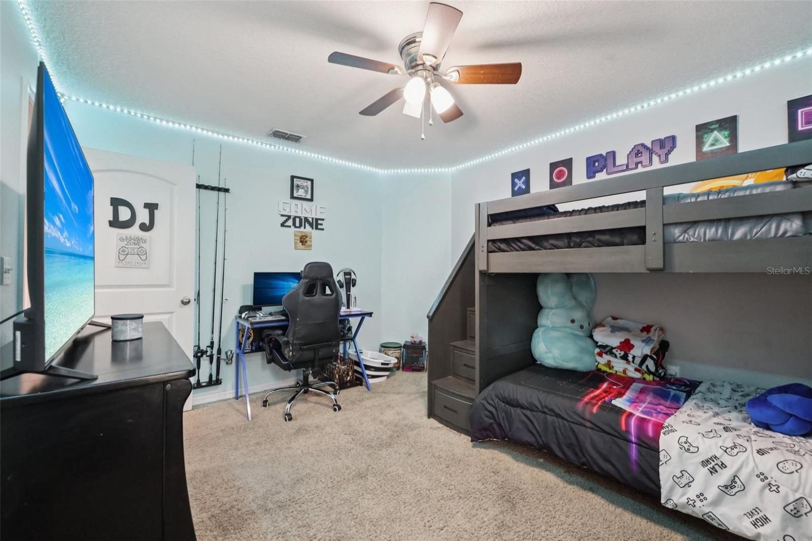 TAVARES CHELSEA OAKS SOUTH - Residential