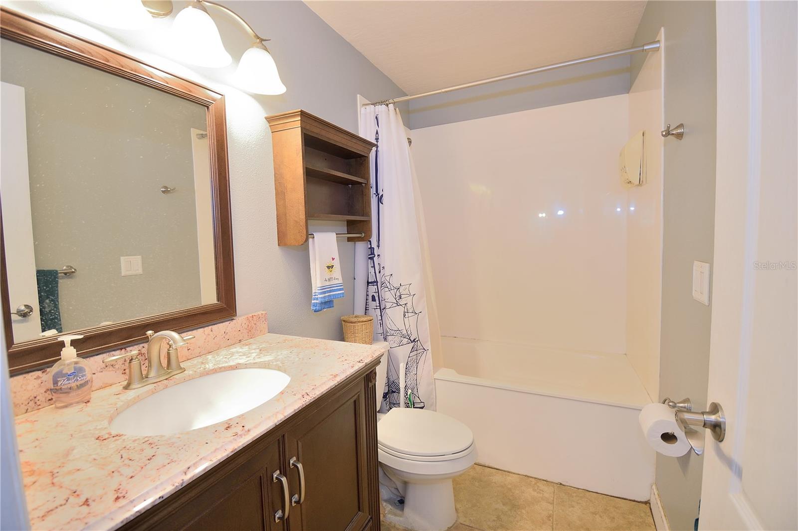 STONE LAKE ESTATES - Residential