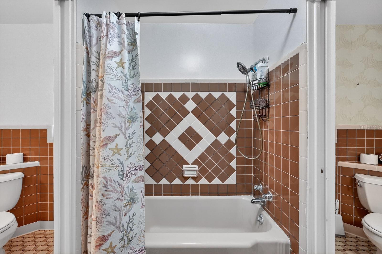 ORMOND TERRACE - Residential