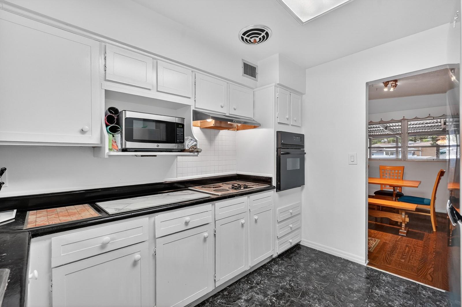 ORMOND TERRACE - Residential