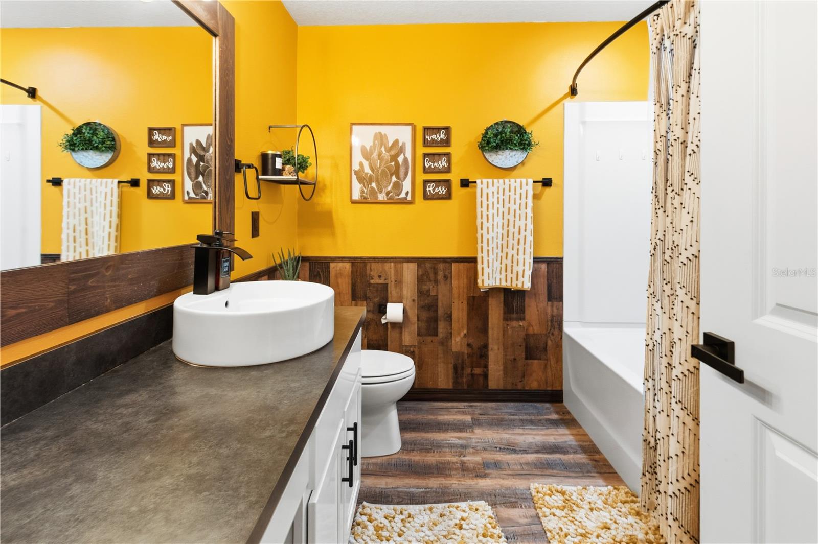 LAKE LUCERNE PH 2 & 3 - Residential