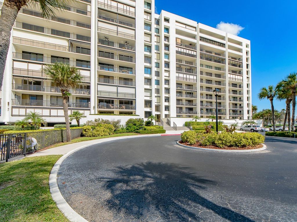 Photo of 1460 Gulf Boulevard #312, Clearwater Beach, FL 33767 (MLS # TB8474352)