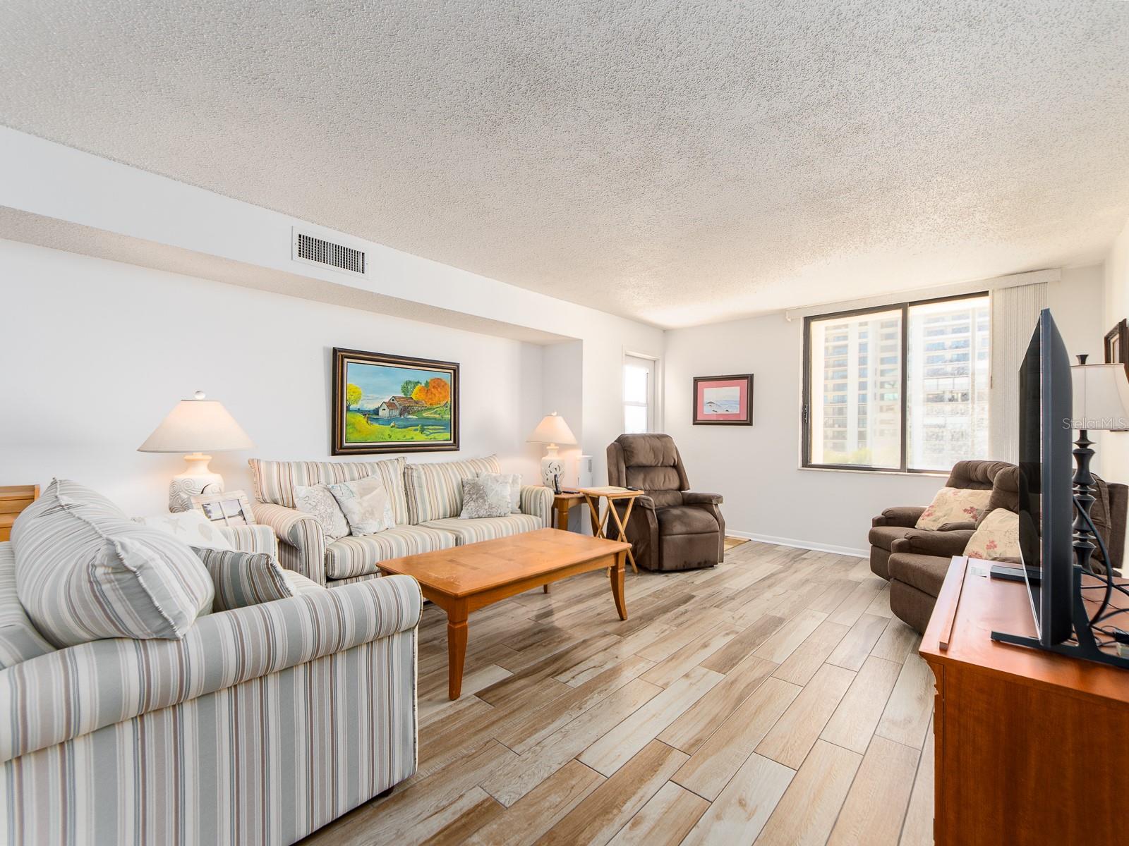 SAND KEY CONDO-SOUTH BEACH 1460 - Residential