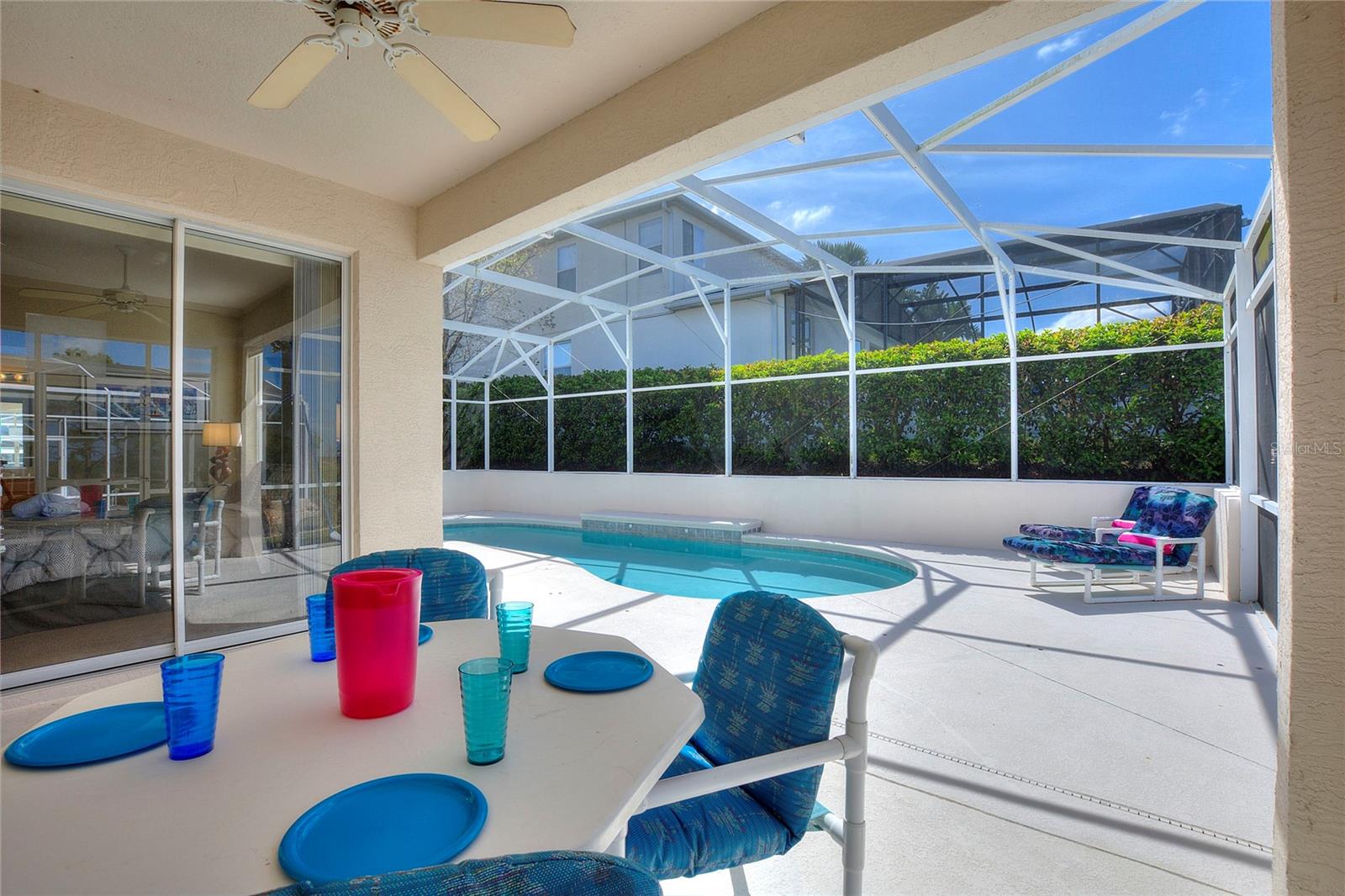 556 BONVILLE DRIVE