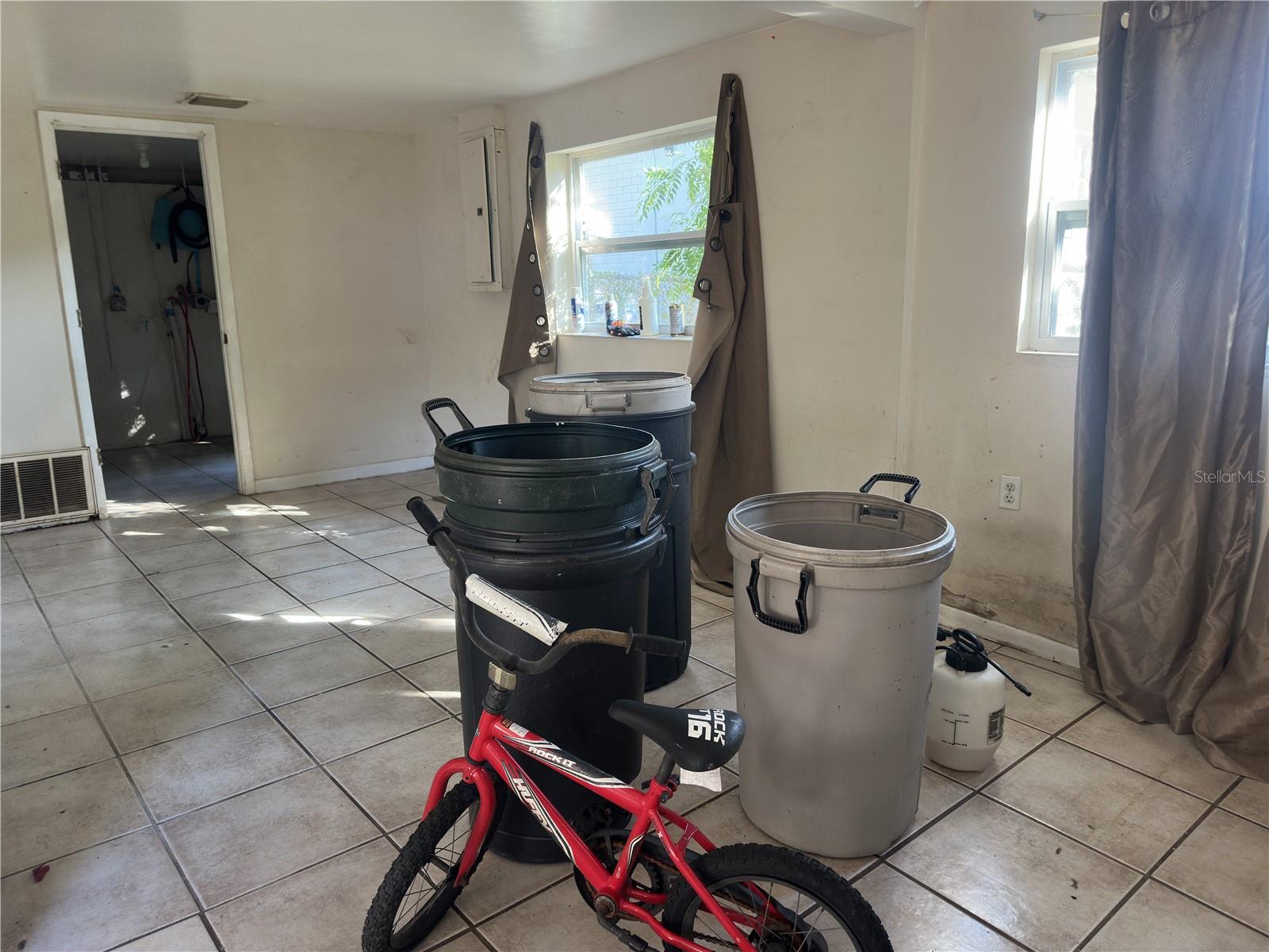 GLENDALE HEIGHTS - Residential