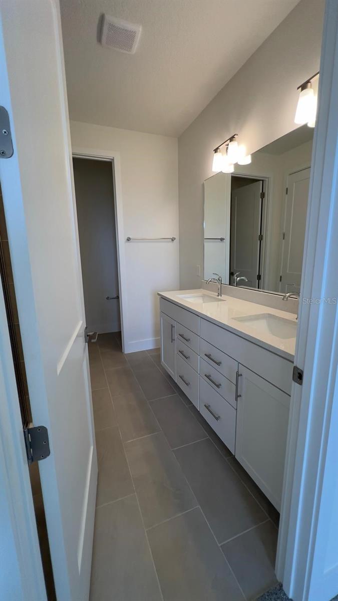 5051 ORINOCO LANE