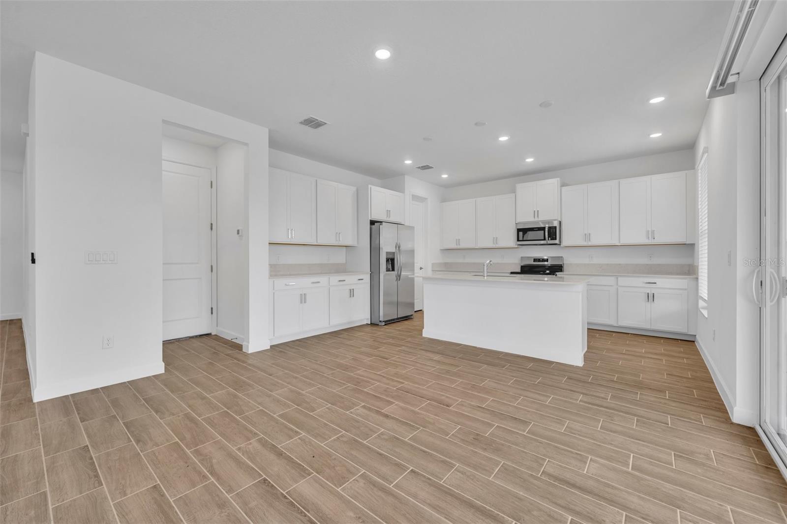 RIVERWOOD AT EVERLANDS - Residential